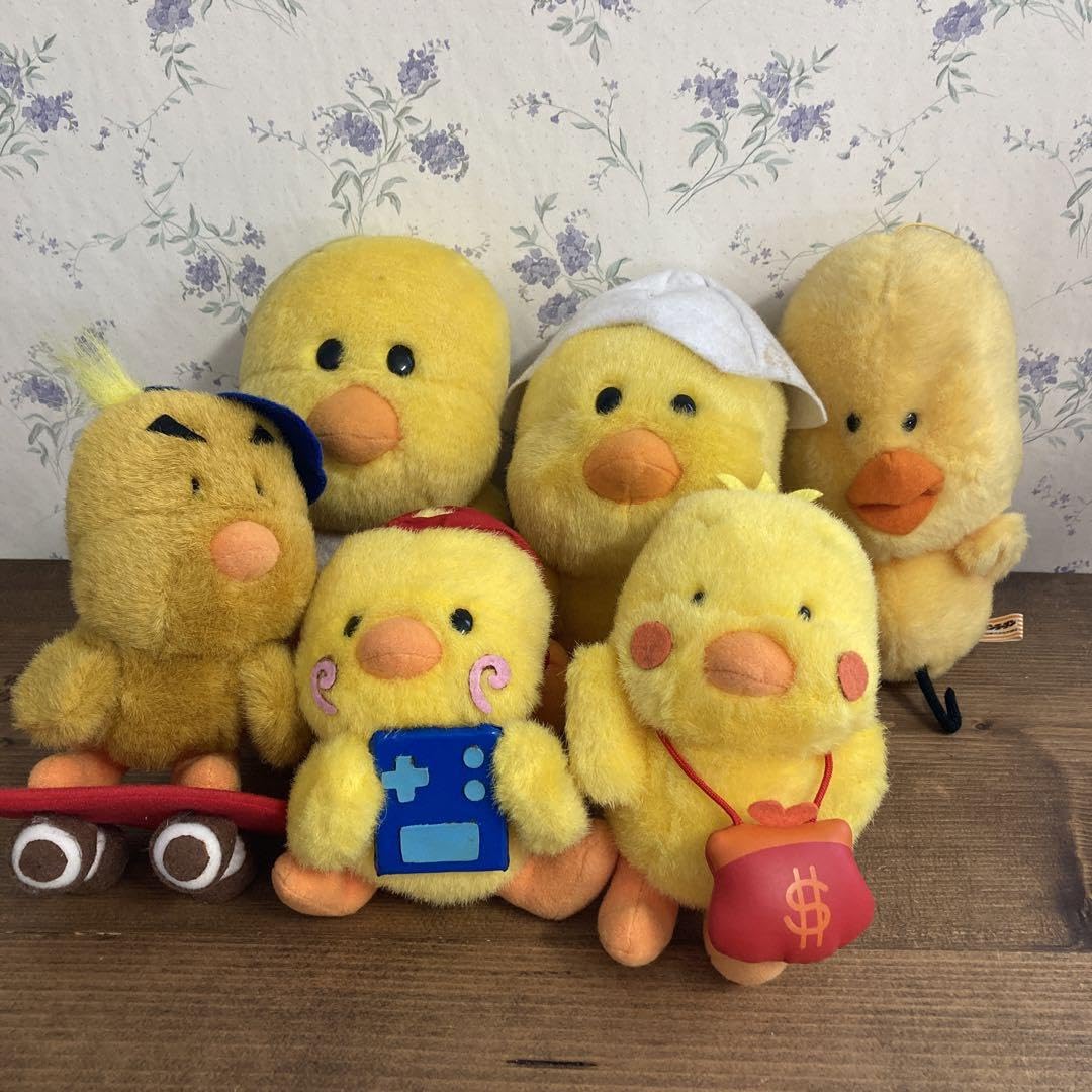 Amazon.co.jp: レトロ 日清食品 初代ひよこちゃん ぬいぐるみ