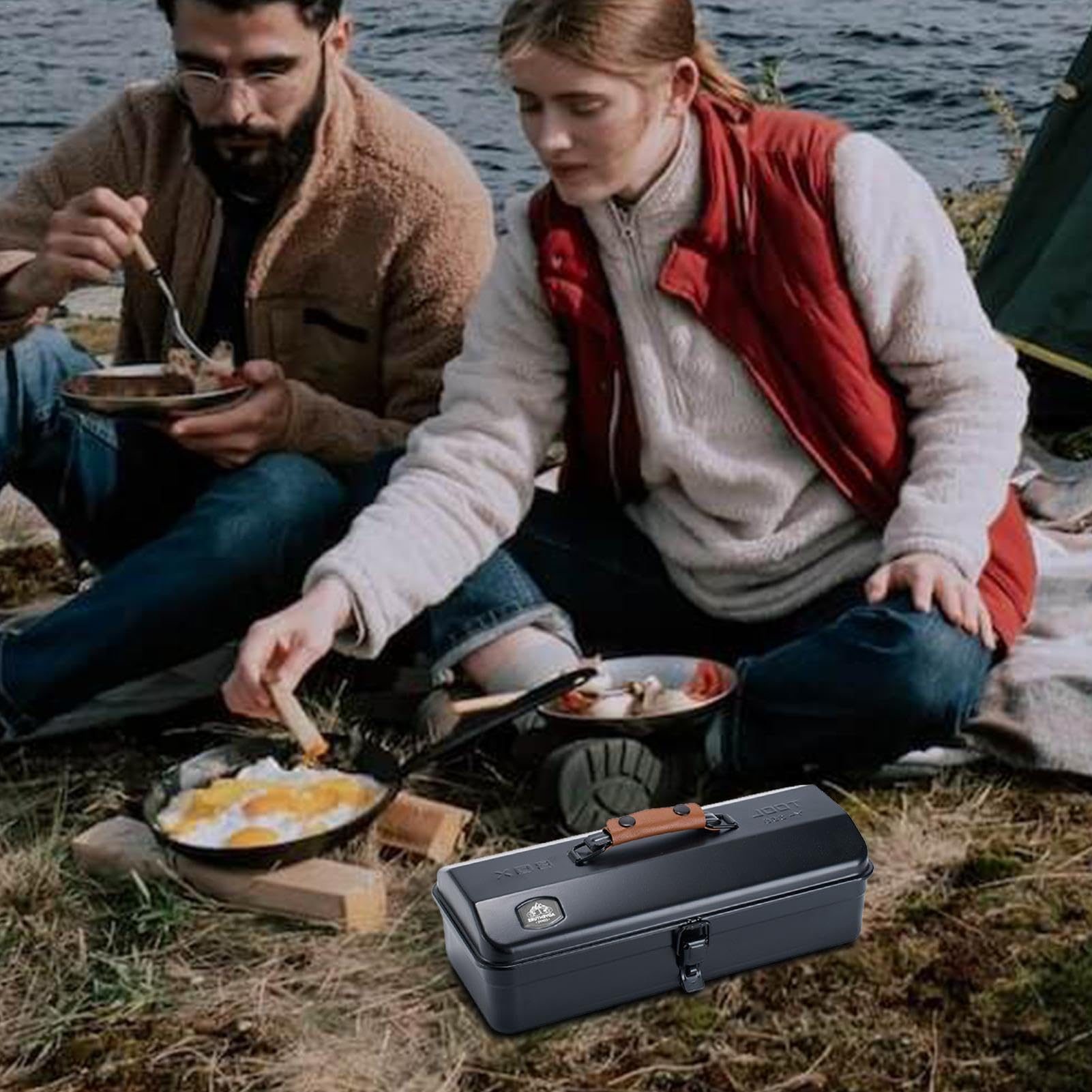 Tragbare Werkzeugkiste aus Metall, Aufbewahrungsbox für Campingbedarf | Werkzeugkasten aus Metall mit Vierwasserdach für Camping im Freien, mit Eisenaufklebern