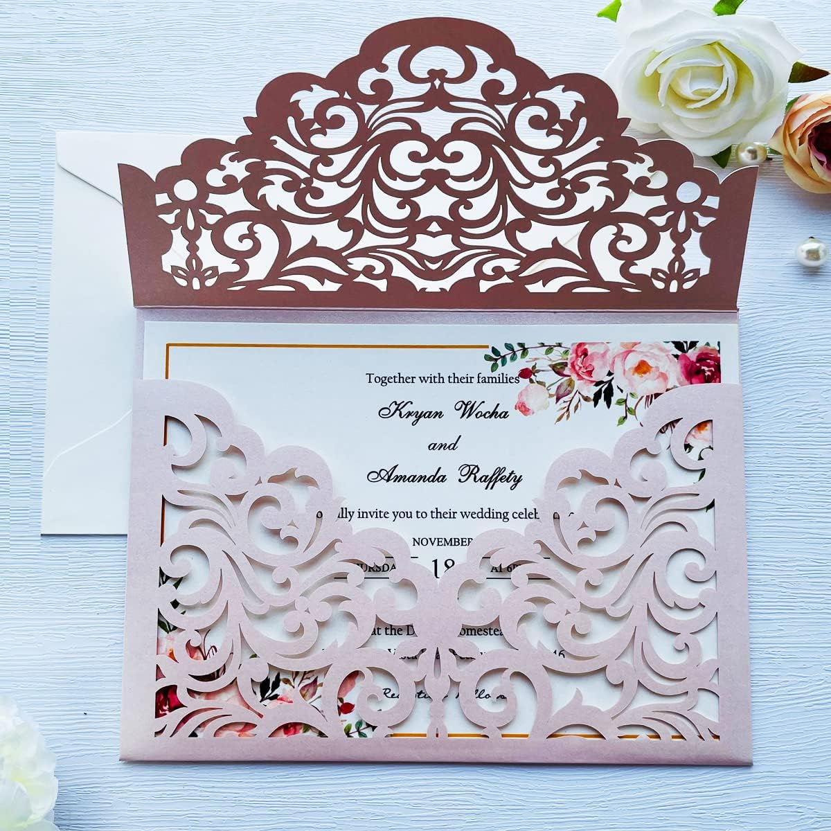 5.1 x7.1 inch 50PCS Rose Gold Glitter Laser Cut Flora Wedding invitation Pocket with Envelopes Wedding Invitations Kit for Quinceanera Bridal Shower Party Invite
