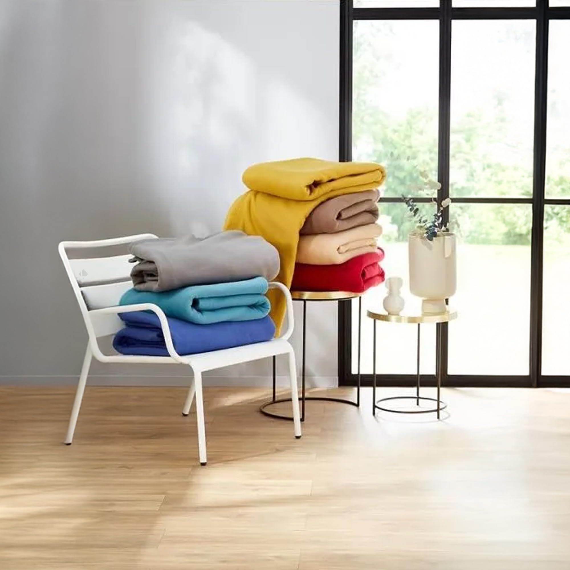 Linnea Couverture Polaire 220x240 cm Isba Miel 100% Polyester 320 g/m2 traité Non-feu