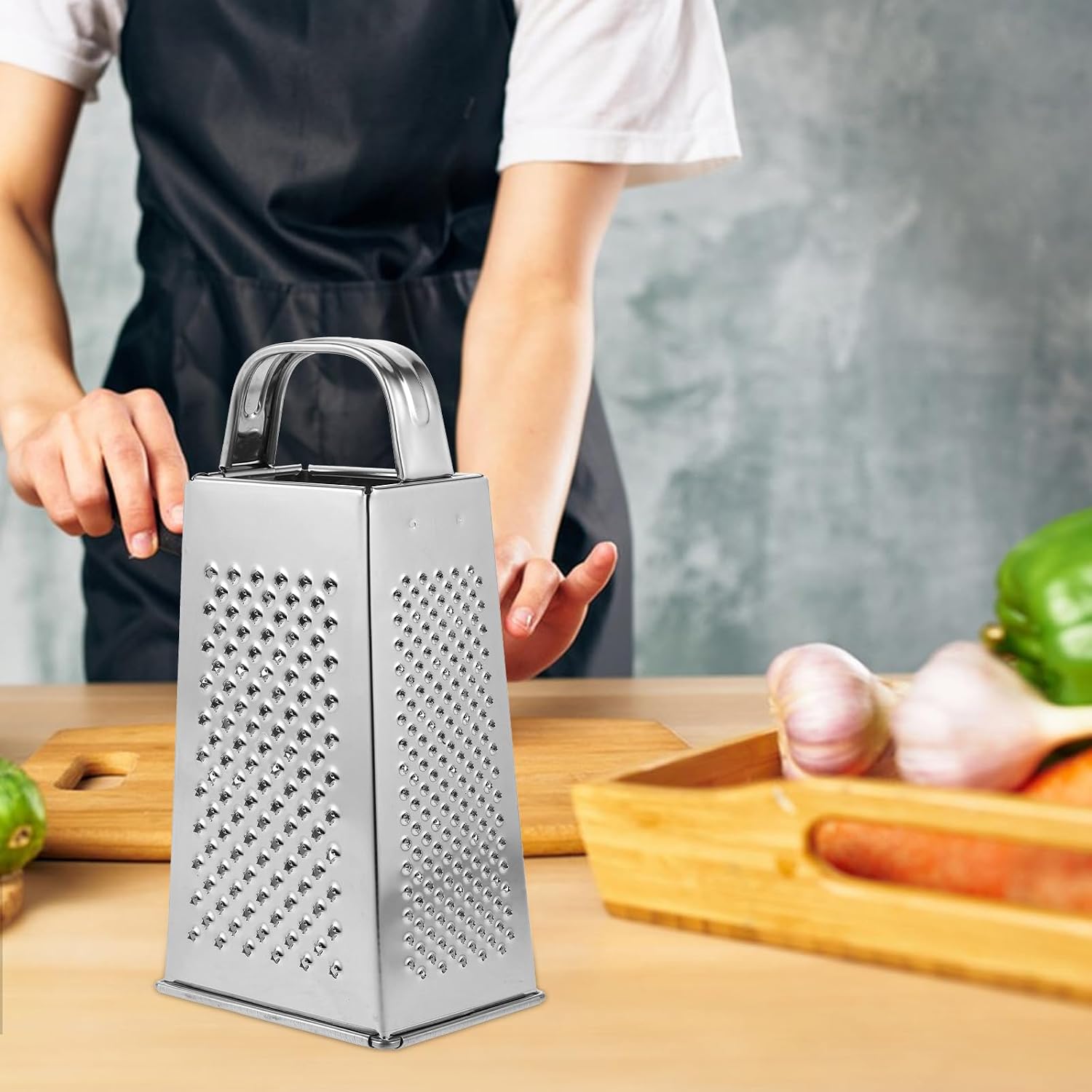 MAGICLULU 1pc Stainless Steel Vegetable Grater Portable Metal Grater 4-Sided Cheese Grater with Handle for Kitchen Restaurant (6inch)