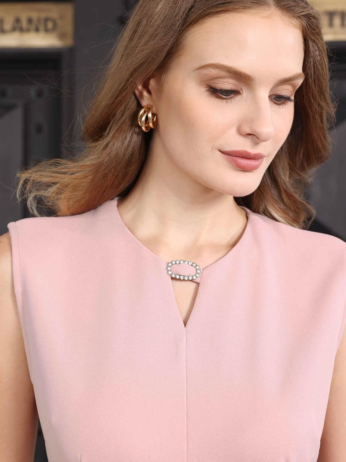 Women's Sleeveless Pencil Dress Choker V Neck 2026 Trendy Work Knee Length Dresses