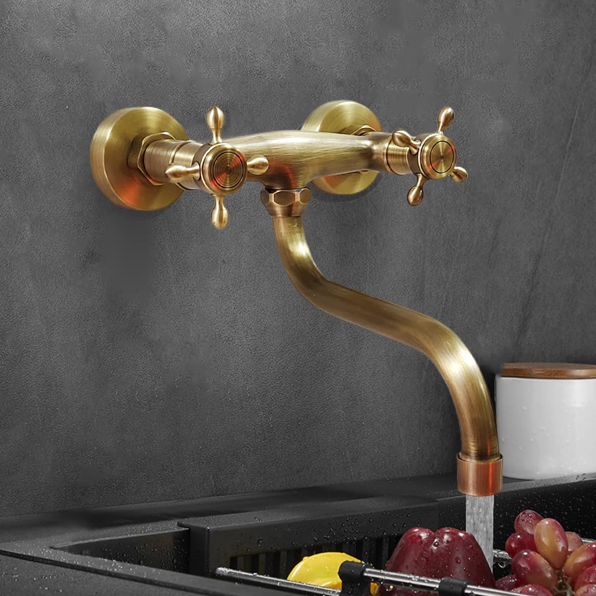 Rubinetto Lavello a Muro Ottone Anticato, Miscelatore Cucina a Parete Bronzo Retro, Girevole a 360° Rubinetto con Doppia Manopola Vintage per Cucina e Bagno