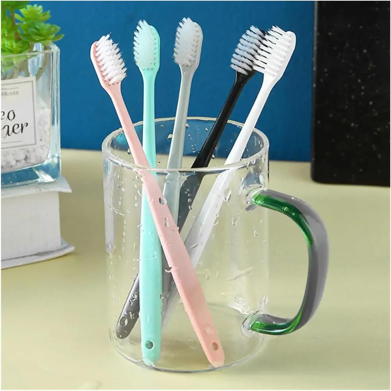 Manual Toothbrush 50/Set Toothbrush Adult Family Pack Household Toothbrush Soft Bristles with Protective Cover Care Tools Toothbrush