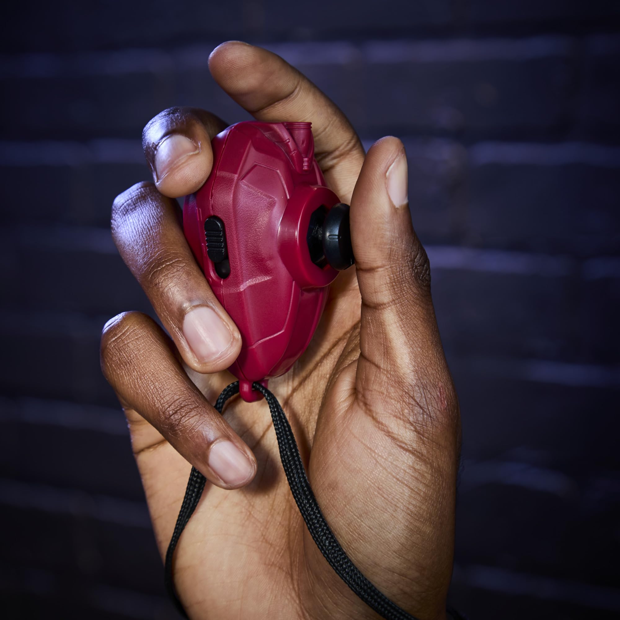 Hasbro Marvel Legends Series, Spider-Man: Miles Morales, maschera espressiva elettronica, articolo premium interattivo per roleplay per adulti