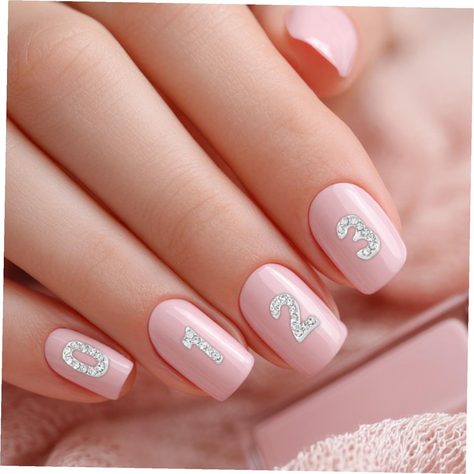 100pezzi Ciondoli per Unghie Numerici Decorazioni Strass per Nail Art Gemme Lucide Retro Piatto Abbellimenti per Manicure