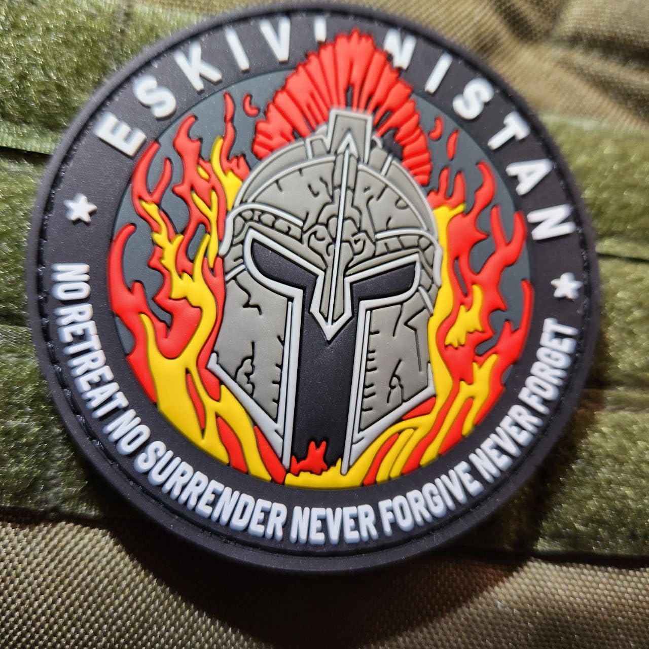Patch 3D PVC Airsoft ESKIVINISTAN SPARTANS Toppa 3D PVC Scratch Hook Loop 80mm| Toppa MILITARE 3D per zaino militare, Scudo, bandiera, outdoor, crossfit, bushcraft, sopravvivenza|TS-PTCH-ESKIV