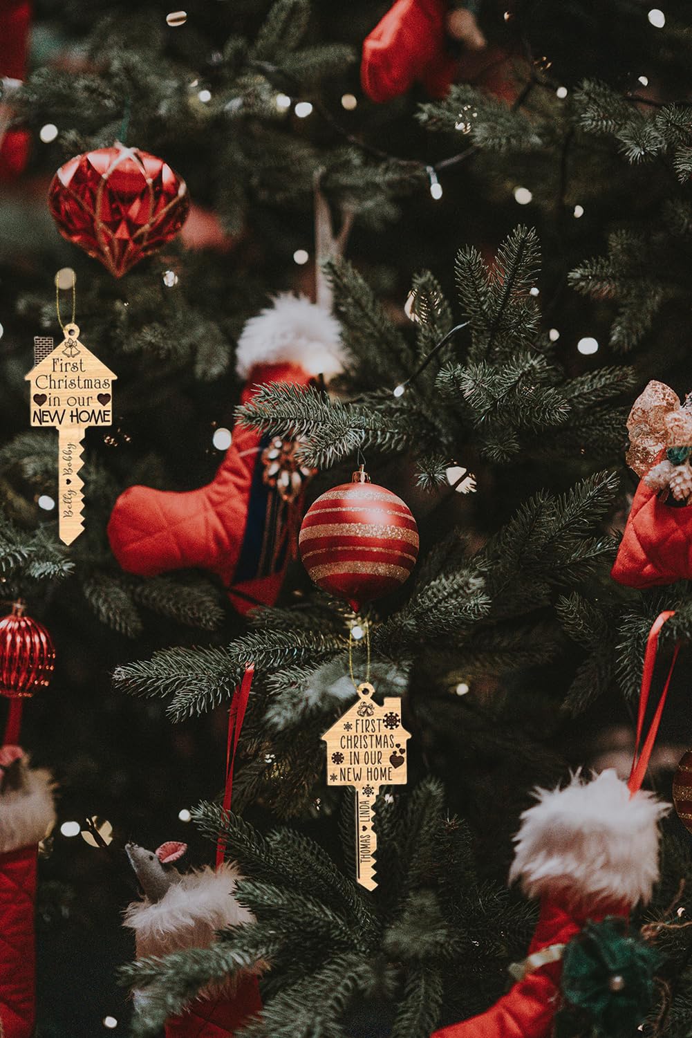 How To Decorate A Christmas Tree Like A Professional - 2025