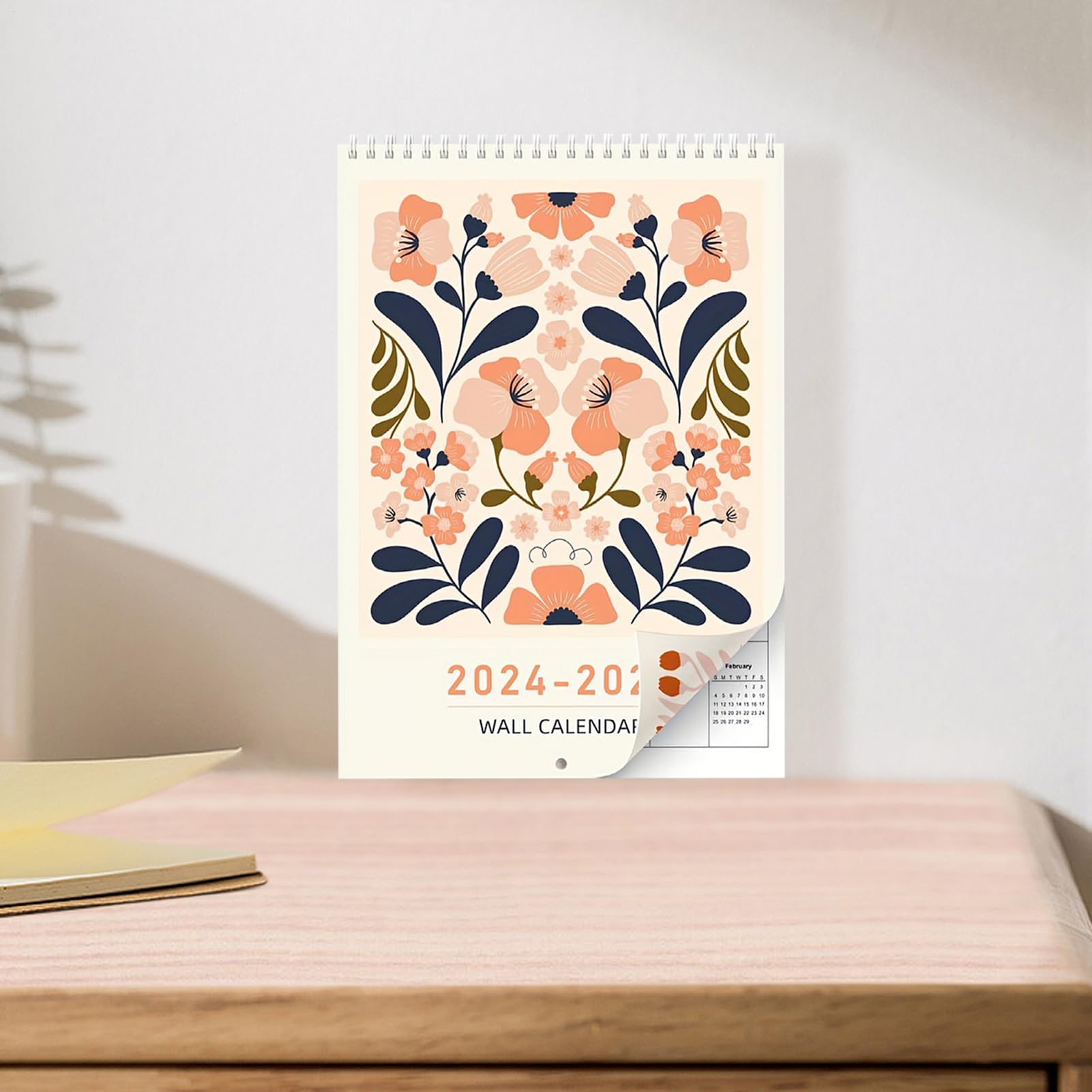 Amazon | 2025 壁掛けカレンダー アート - 抽象アート壁掛けカレンダー