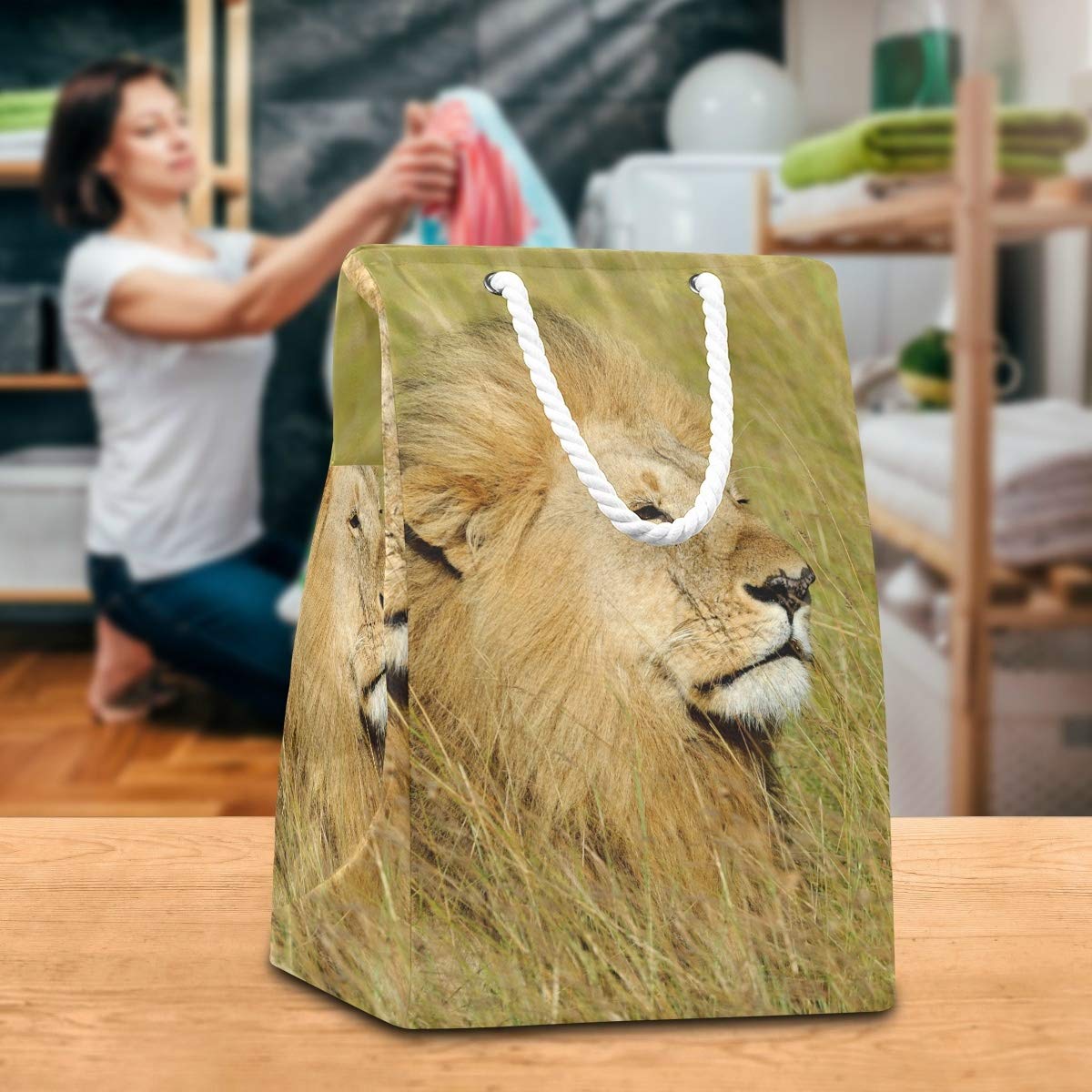 African Lion großer Wäschesack, freistehend, zusammenklappbar, mit einfachen Tragegriffen