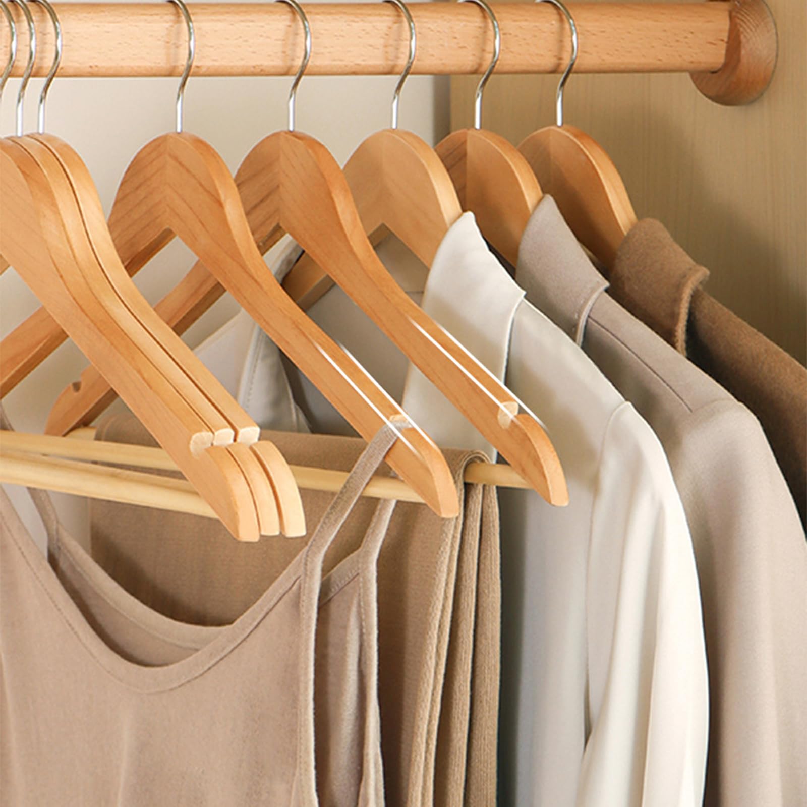 6 Stück praktische Kleiderbügel aus Holz mit Hosen, tragbar, stabile Designs für Kleidungsorganisation und Aufbewahrungslösung, breite Schulterbügel