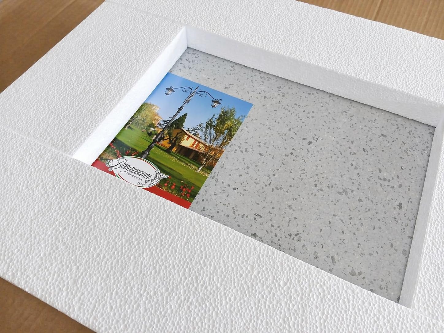 Fonderia Bongiovanni | Piastra in Pietra Lavica | Pietra per Cucinare | 40x30 cm | Telaio Manici | pietra per barbecue | pietra lavica per carne | bistecchiera in pietra lavica | Rettangolare