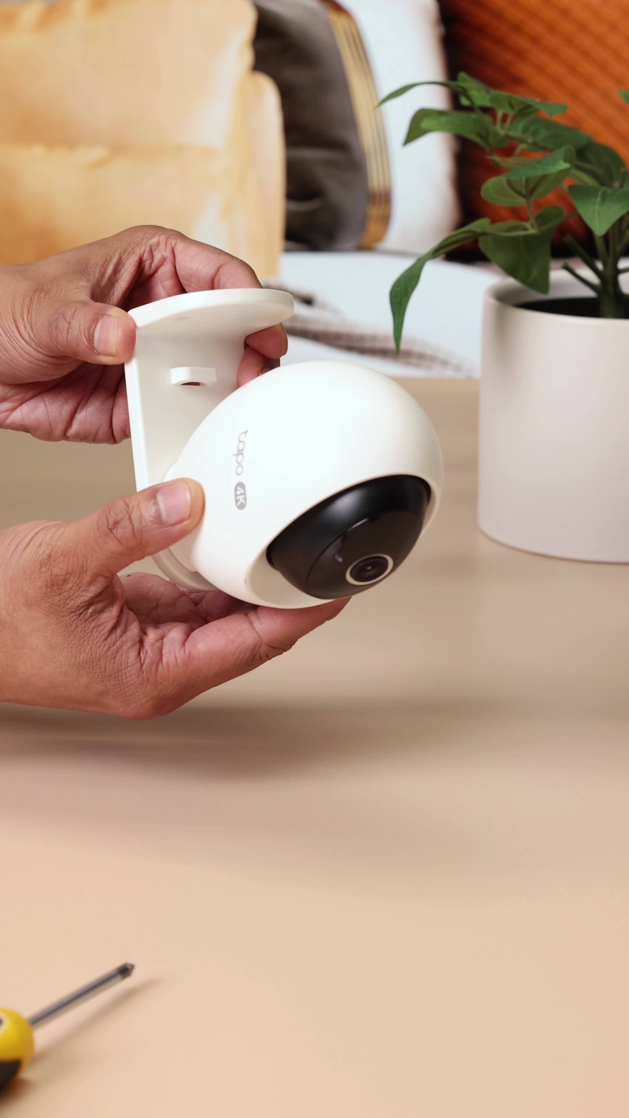 Tapo C260 4K 8MP WiFi Home Security Camera, 18x Digital Zoom, Face