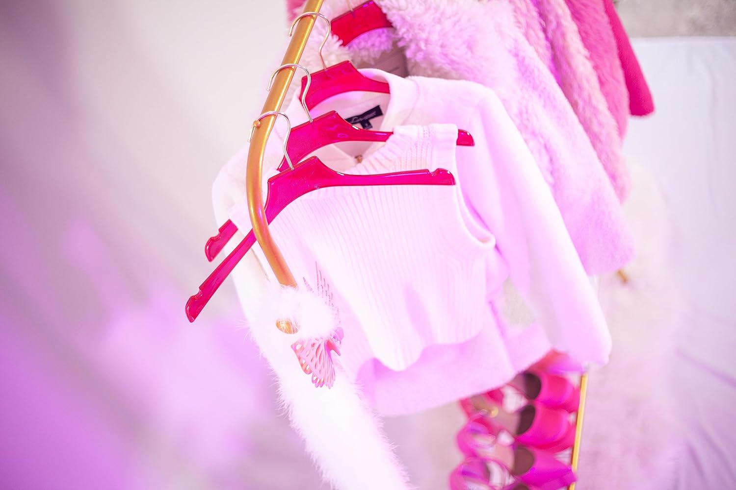 GSMPJP｜発泡ウレタン インサルパック ガンタイプ ピンク｜ベストパーツオンライン - ベストパーツ オンライン I ピンク 半透明ハンガー (8パック) I