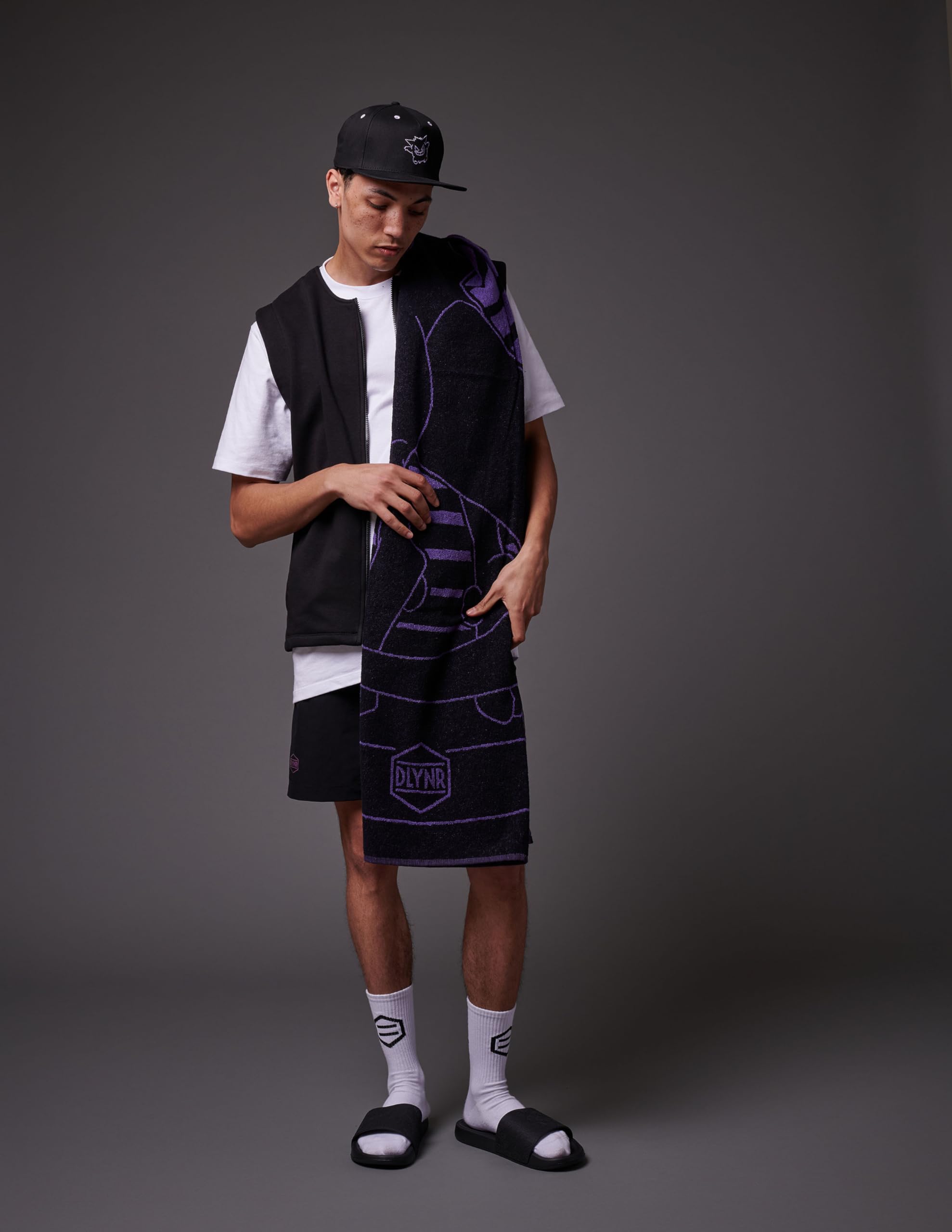 Dolly Noire Pokémon Toalla de Playa Mewtwo, Negro – Unisex, Algodón 100%, 95x170 cm, Colección Oficial