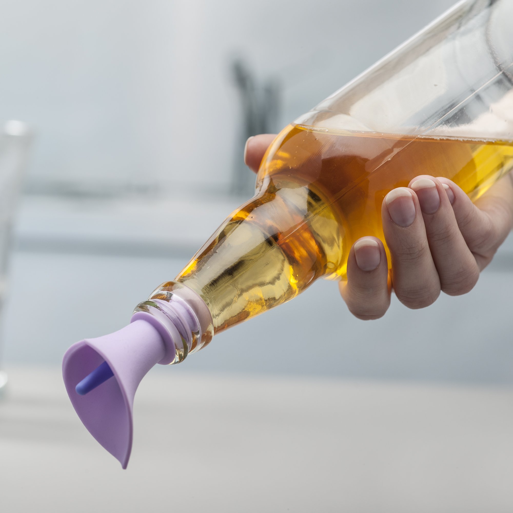 Zeal W228P Bottle Stopper, Lilac Set of 2 - Image 4