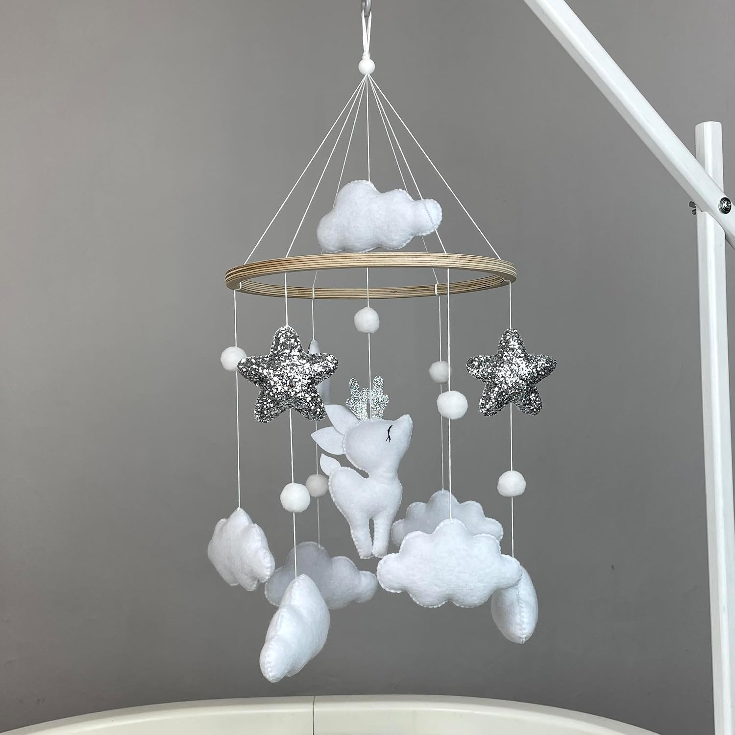 Deer Baby Mobile for Crib Deer Nursery Decor Neutral Baby Mobile Cloud Felt Hanging Mobile White New Baby Gift Baby Shower Gift