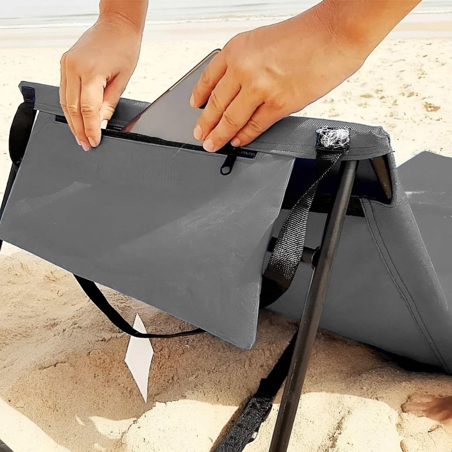 THINIA HOME - Esterilla Plegable de Playa Acolchada con Respaldo, Acero y Tela Oxford, Impermeable, Secado Rápido, Diseño Portátil, Bolsillo Trasero, Asa de Transporte, Pack 2
