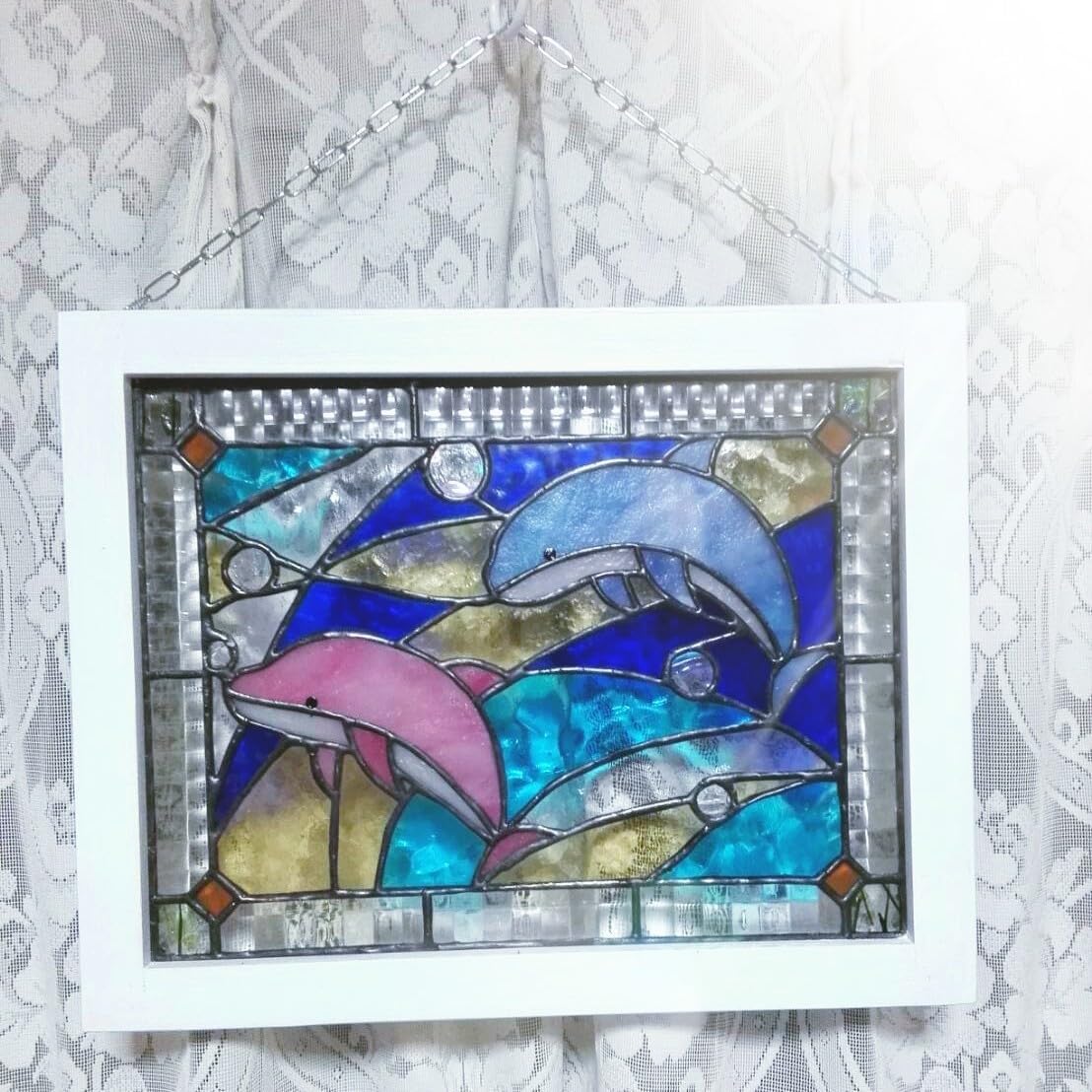 ステンドグラス 2色のイルカのパネル(スタンド付) ホーム＆キッチン