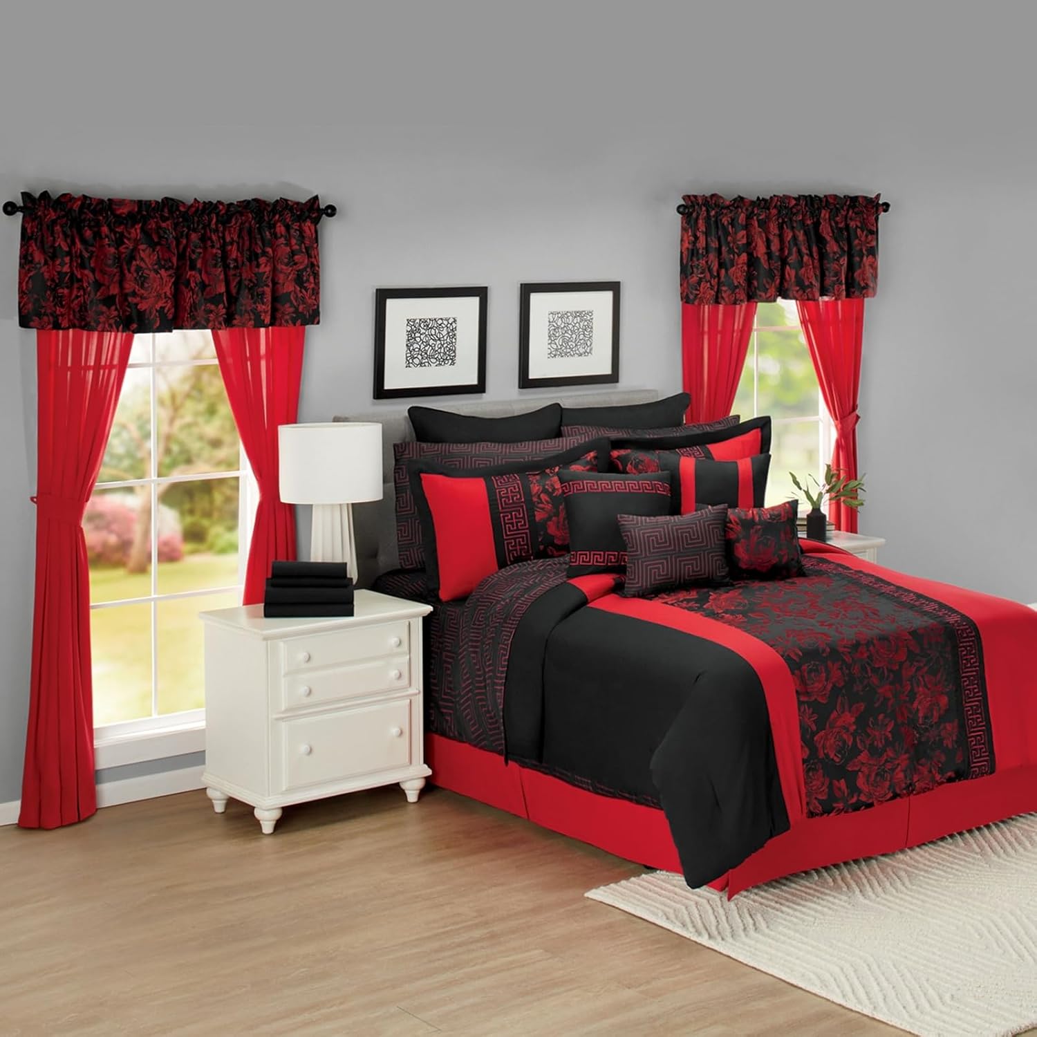 30-Piece Bedding Set, Complete All-in-One Bedroom Makeover Ensemble, Coordinated Bedding and Window Set, Rosalinda, Full
