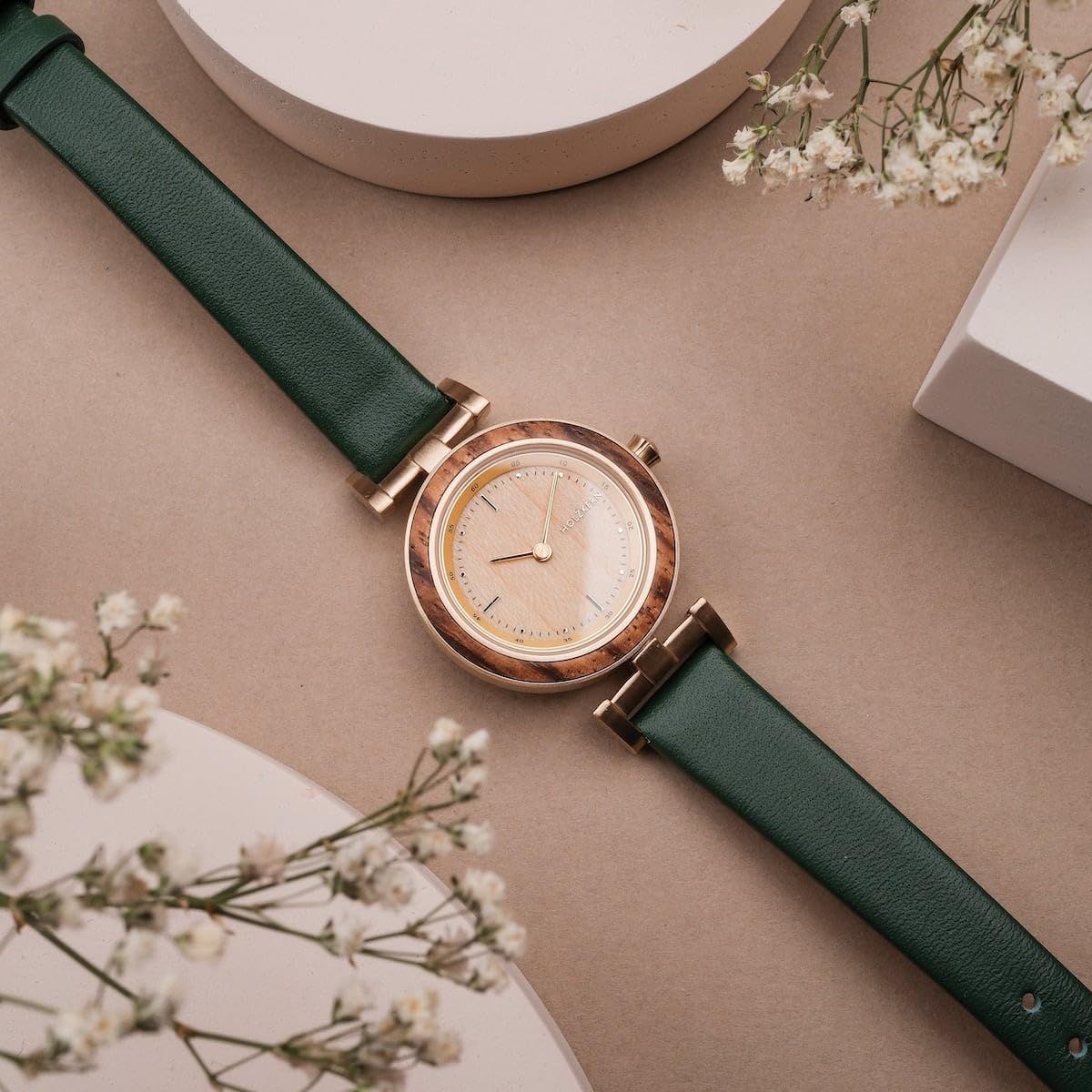 HOLZKERN Damenuhr Quarz Laura Zebrano/Eiche 9120078339022 | zeitlose Armbanduhr mit Zifferblatt aus hellbraunem Eichenholz für Frauen,