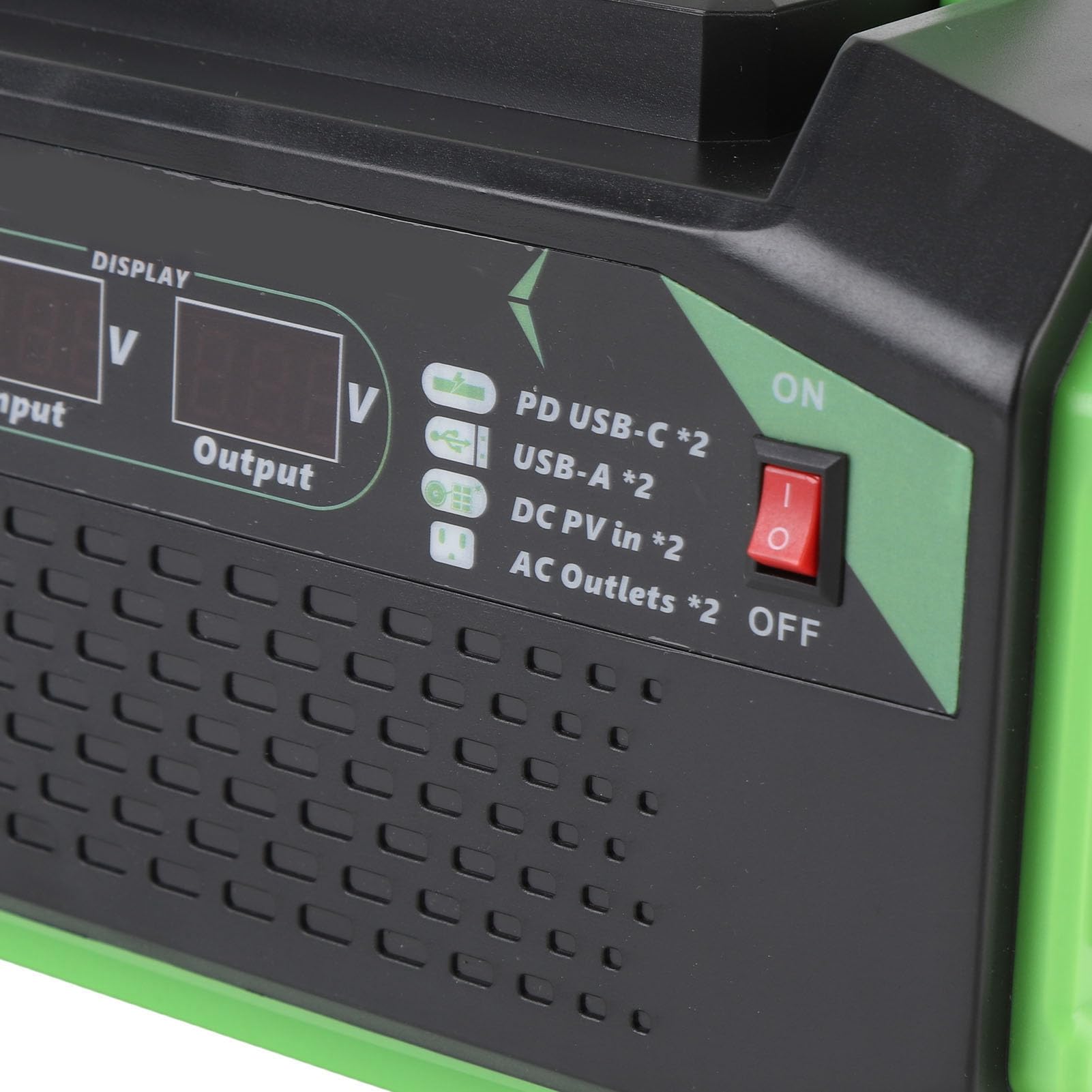 SEAFRONT Przetwornica Samochodowa 600W DC 12V na AC 220V z 2 Gniazdkami, 2 USB C i USB A, Szybkie ładowanie, Wyświetlacz Napięcia, dla Potrzeb Zasilania w Podróży