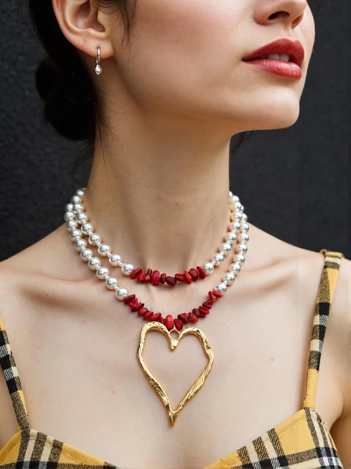 Chunky Large Heart Necklace Y2K Big Heart Pendant Necklaces Layered Thick Chain Pearl Choker Gold Statement Necklace for Women,Exaggerated Y2k Jewelry Costume Accessories - Image 3