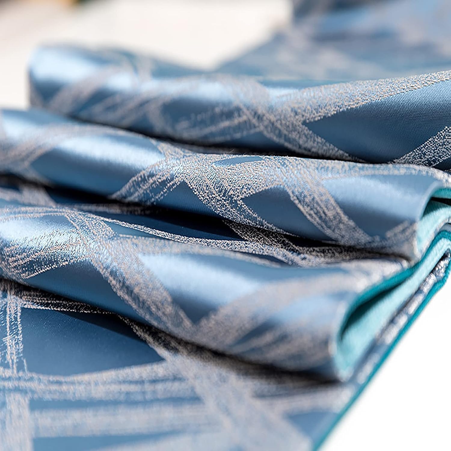 VermiS Dining Table Runners Table Runners Polyester Jacquard Elegant Table Runner with Tassel for Home Dining Table Topper Decorative Coffee Tablecloth,30x210 cm/11.8x82.6 Inch,Gray (Color : Grey)