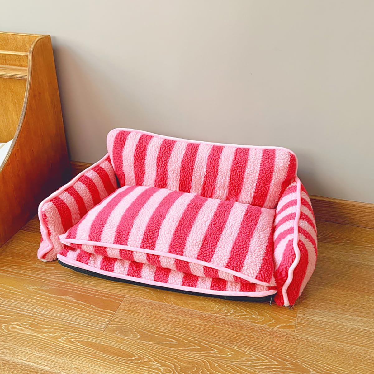 Pet Sofa can be Disassembled and Washed for Winter Warmth deep Sleep. Large Dog Litter Cushion,Pink,M