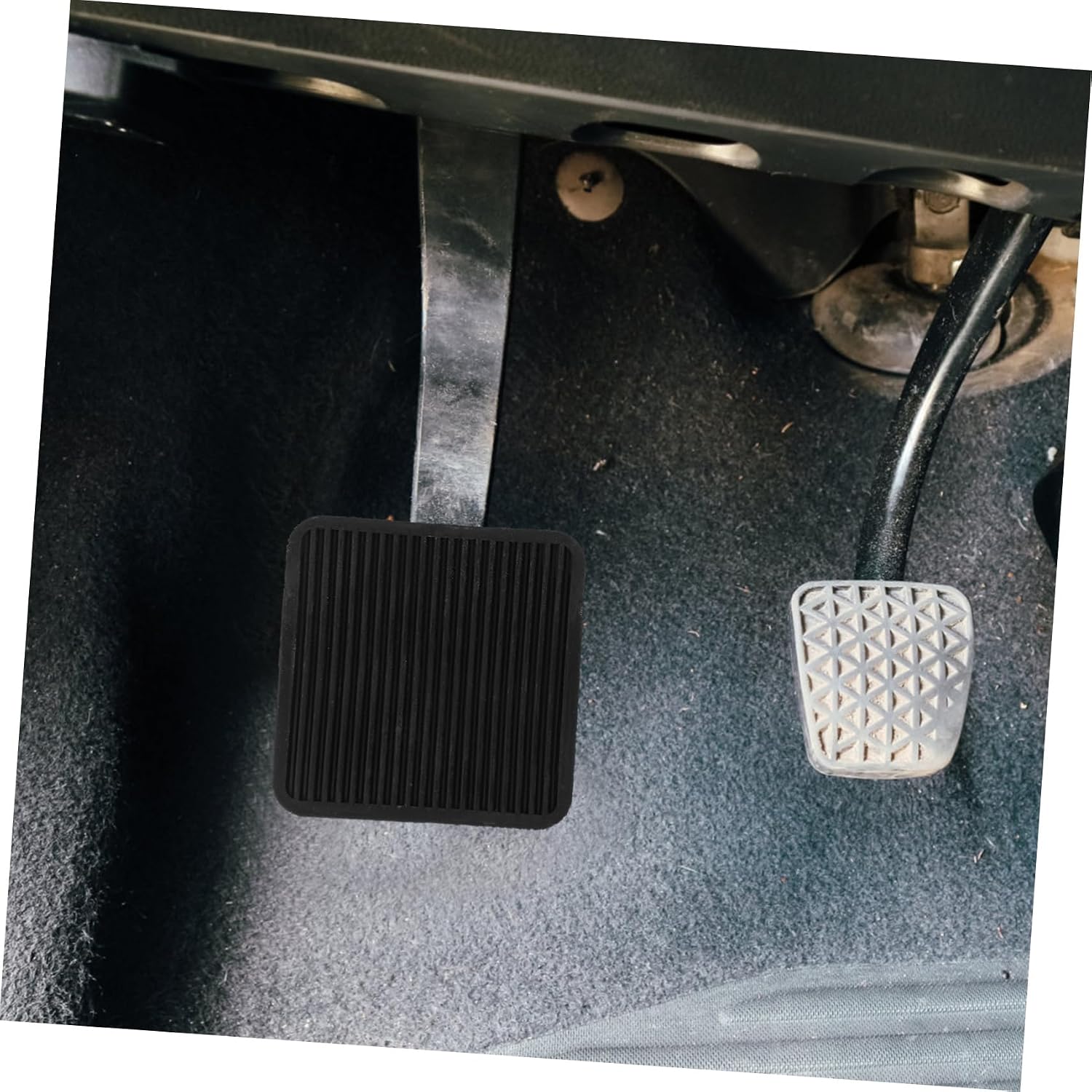 GLEAVI Heavy Duty Truck Brake and Clutch Pedal Pads Rubber Cover for Automotive Replacement and Pedal Pads for Enhanced Grip and Driving Safety