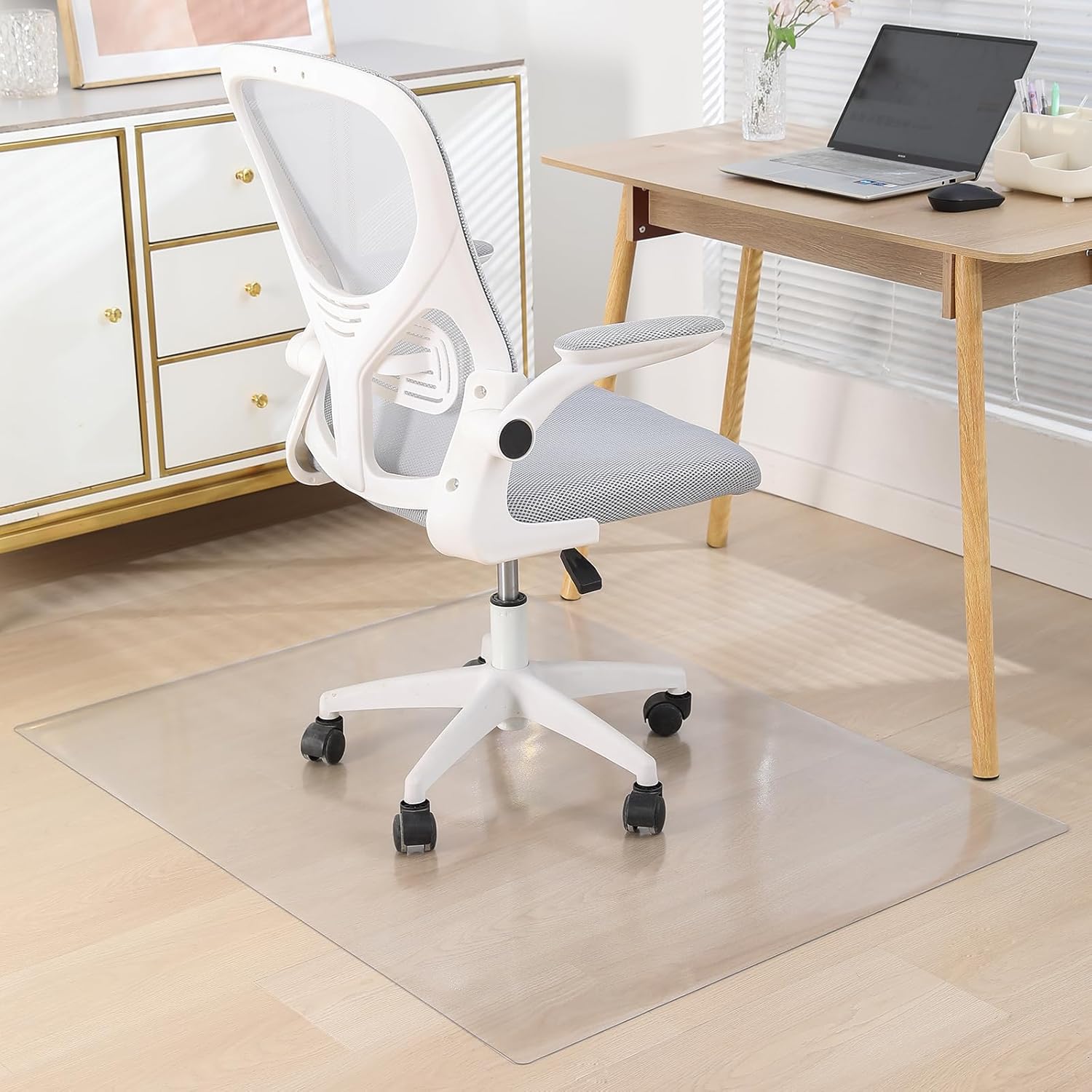 Amazon チェアマット 透明 エンボス加工 厚さ1.5mm PVC カーペットプロテクターマット80X100cm クリア 床保護マット