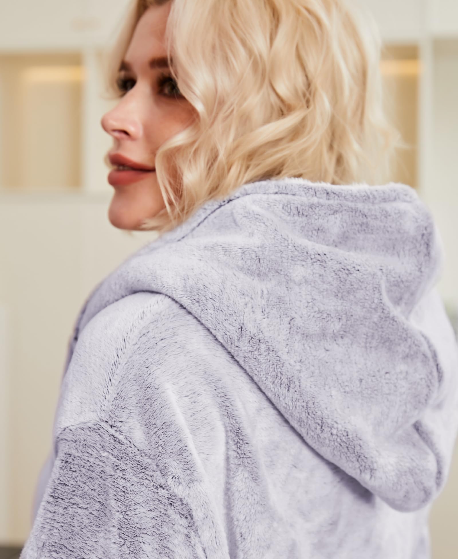 Plush Robes for Women - Womens Fleece Robes with Hood Long Cozy Bathrobe Soft and Warm Robe: Large Shimmer Purple