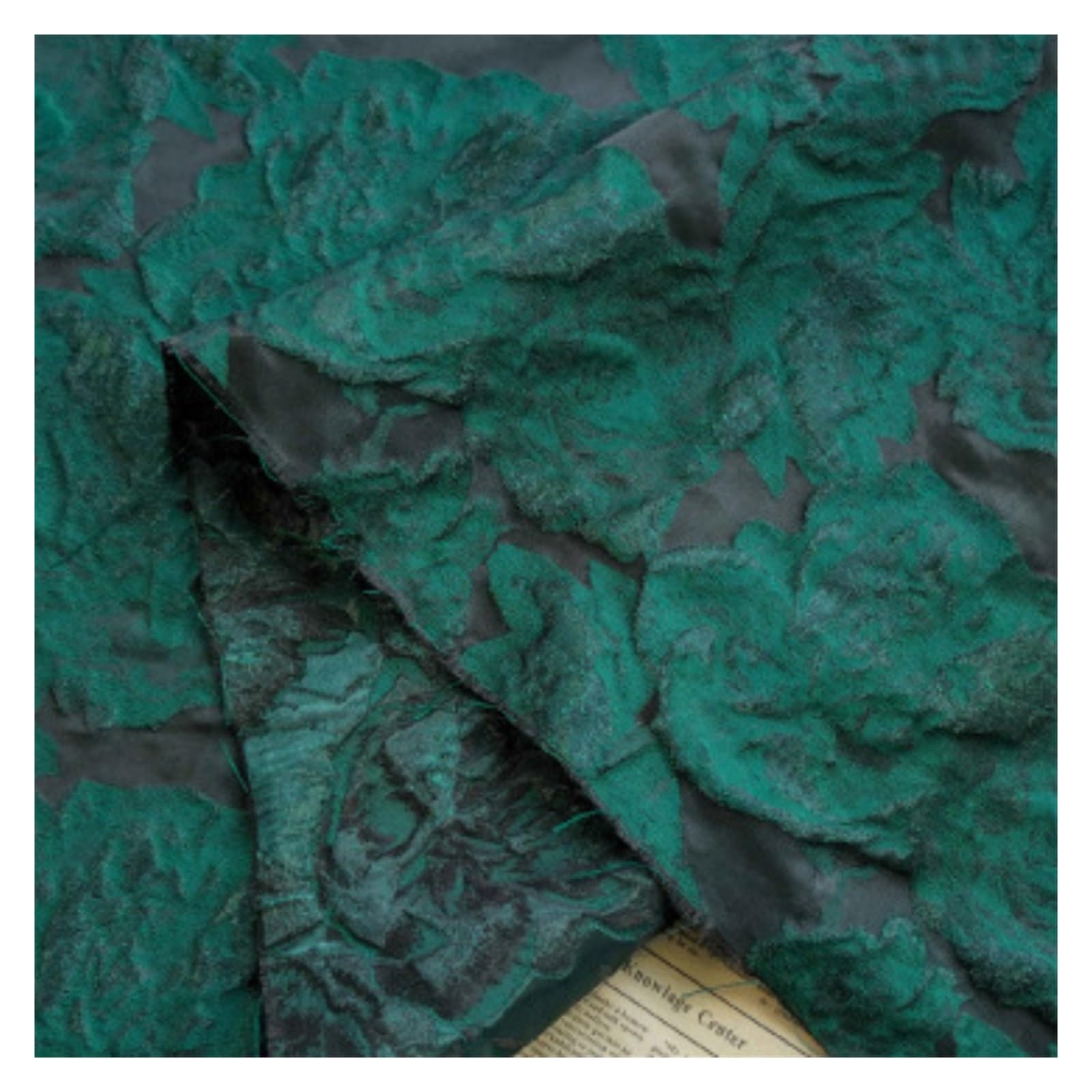 Tissu satiné soyeux Tissu satiné deux tons Jacquard noir vert gaufré for rideau de robe DIY texturé 1 mètre