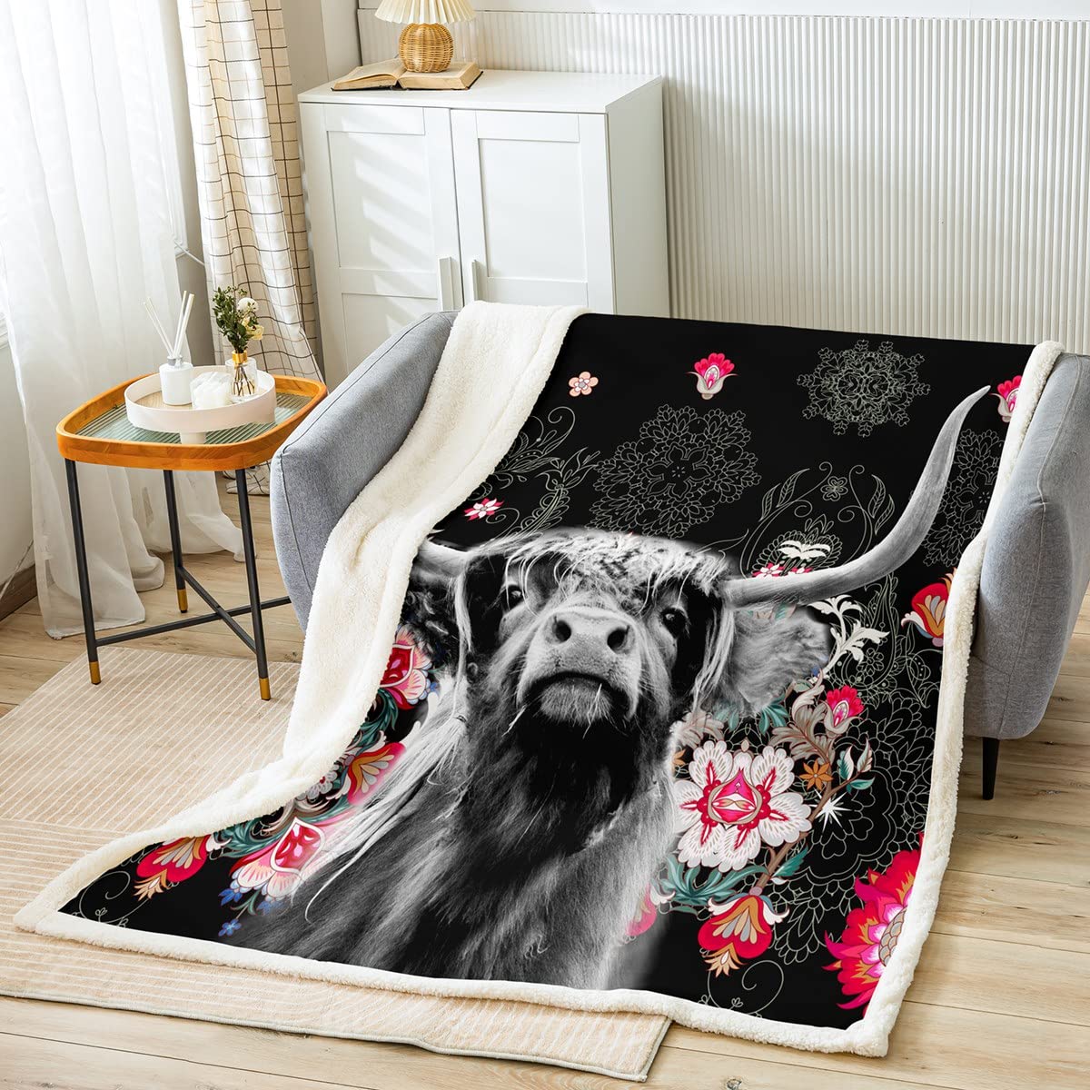 Loussiesd Highland Cow Sherpa Blanket Bull Cattle Fleece Fleece Throw Blanket Cattle Fur Plush Blanket for Bed Sofa Floral Warm Fuzzy Blanket Baby 30x40 Inch