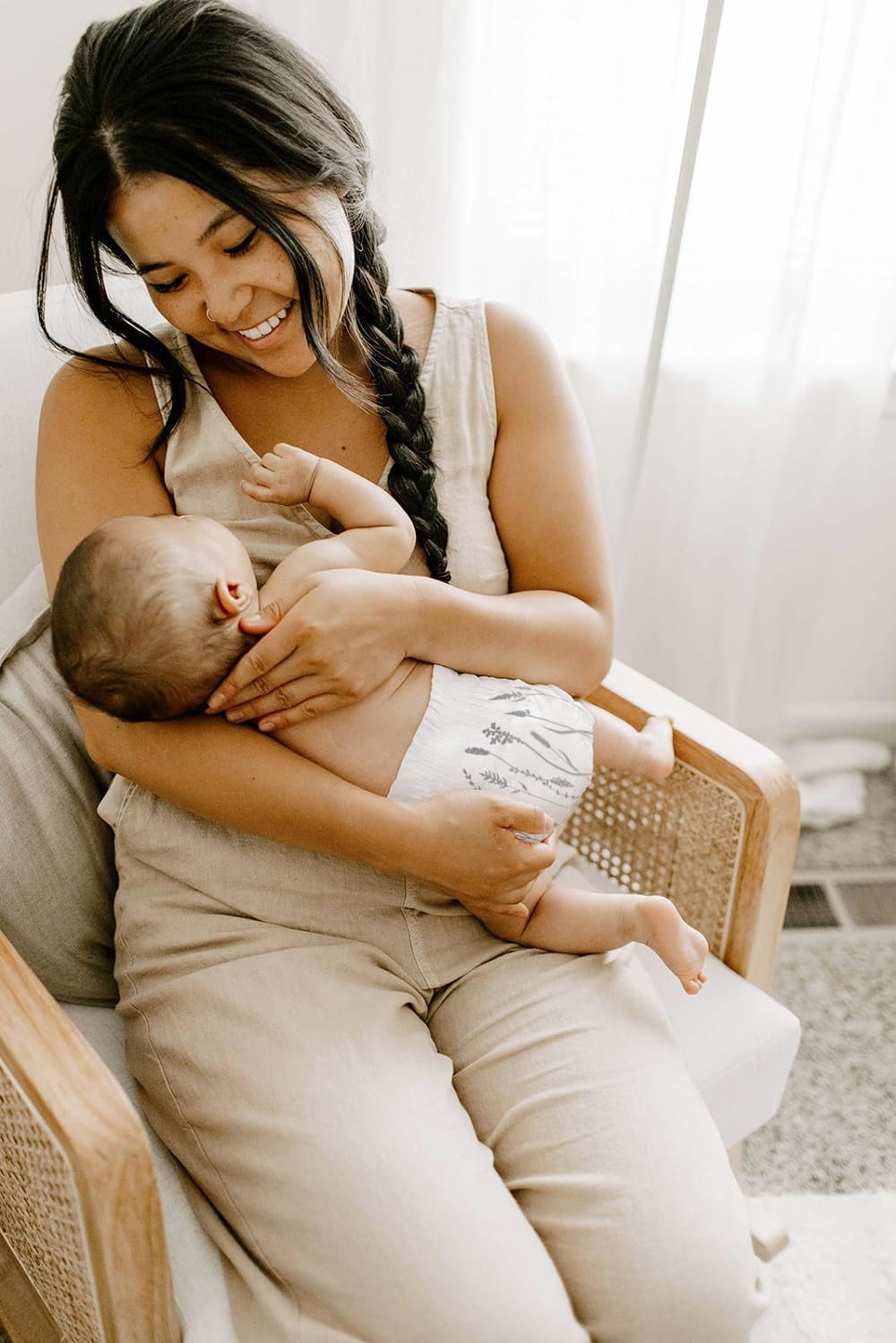 Parasol Clear+Dry Disposable Diapers, RashShield Protection and Leak-Control Fit, Hypoallergenic Diapers, Size 1 (7-14 lbs), 320 Count