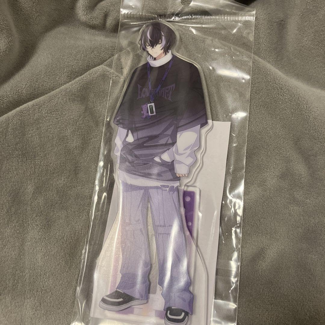 Amazon.co.jp: エイトリ 18TRIP アクリルスタンド アクスタ 衣川季肋