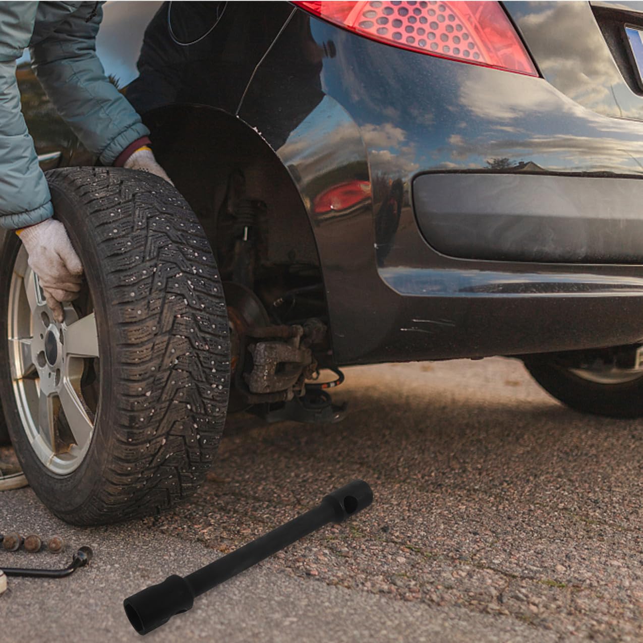 Clé de Démontage de Pneus Voiture Acier Haute Dureté 30 CM Double Douille 24-27 MM Outil Réparation Auto Accessoire Pneus Roues