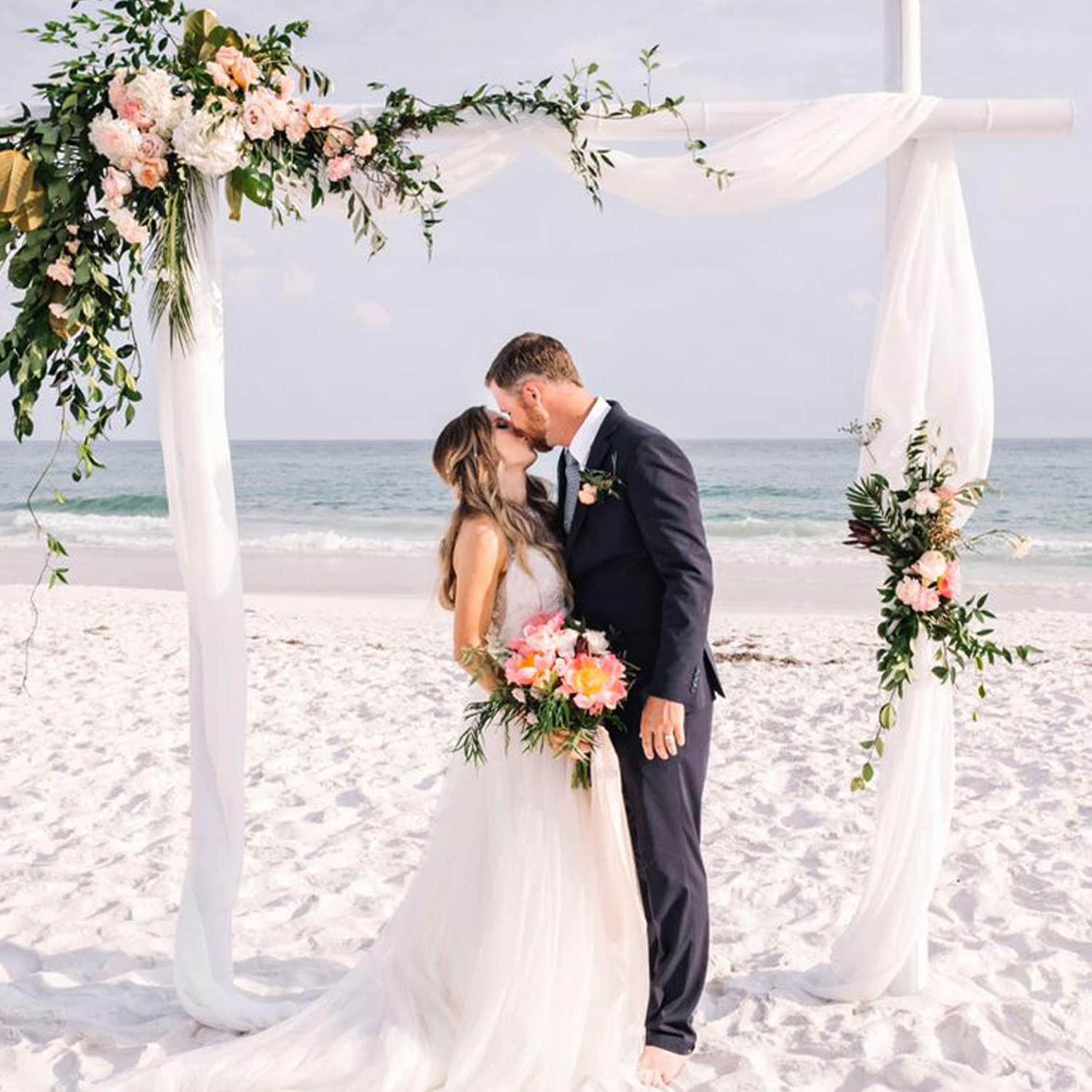 Amazon.co.jp: ROMANKAS ホワイトウェディングアーチドレープ 1パネル