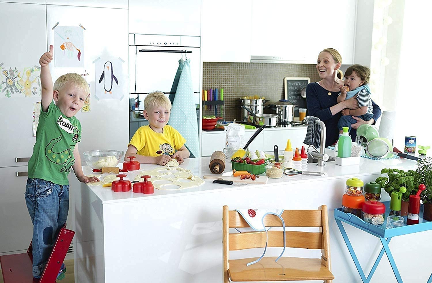 Kuhn Rikon Kinderkitchen ząbkowany nóż do cięcia dla dzieci, nóż bezpieczeństwa dla dzieci, do siekania i gotowania, 3 lata , niebieski