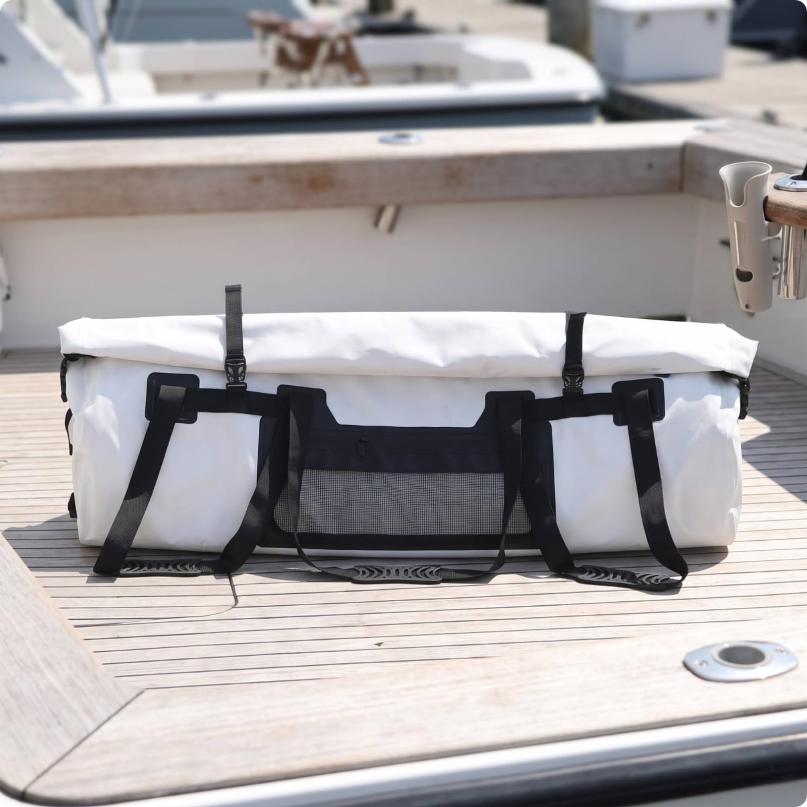 Isoliert Fischkühltasche mit Netztasche