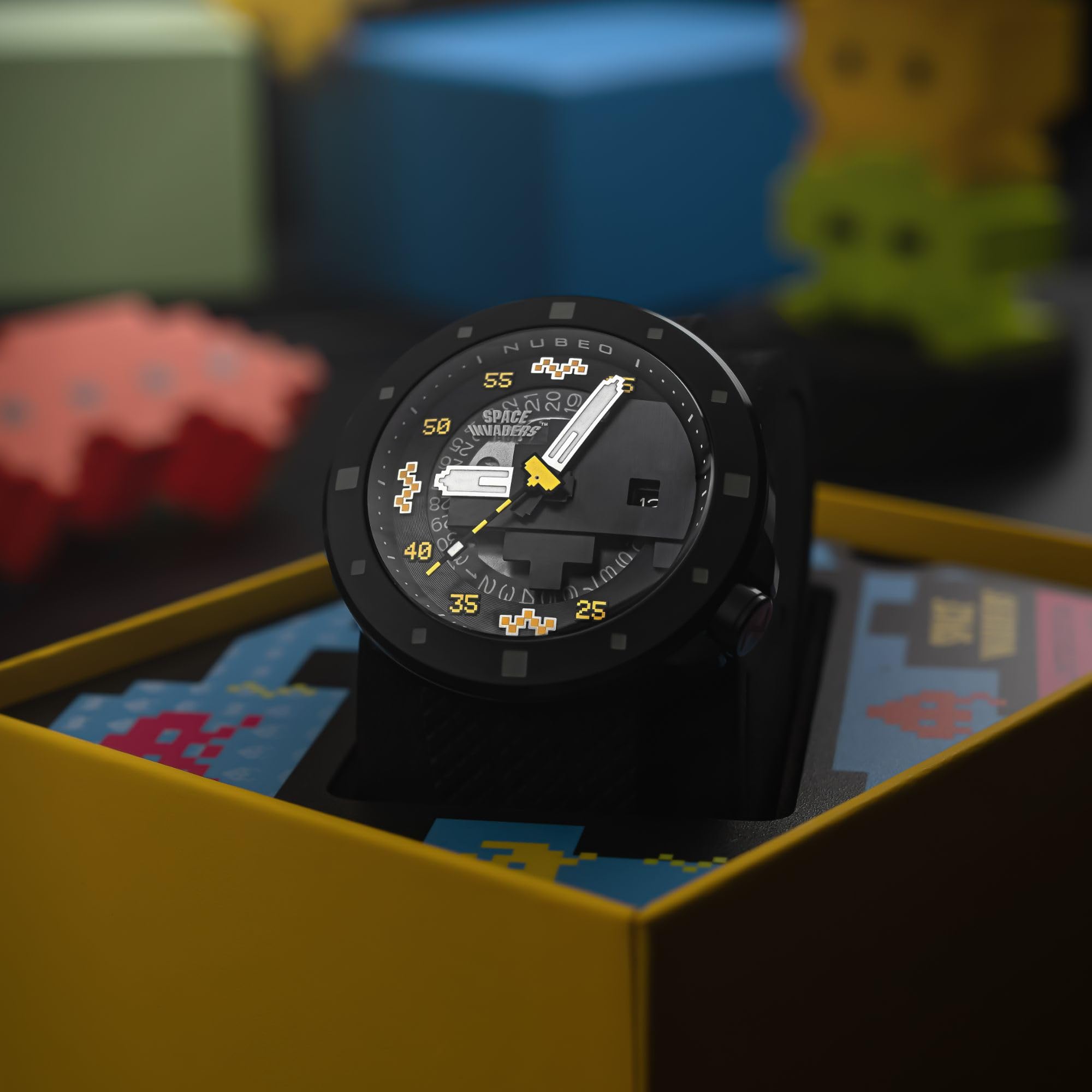 Nubeo Cassini - Reloj automático Space Invaders de 50 mm para hombre, edición limitada con correa de silicona NB-6103
