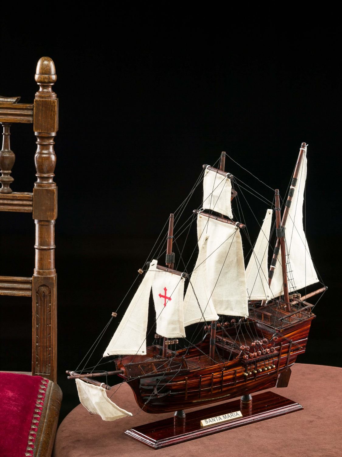 Modellschiff Santa Maria Holz Kolumbus Flaggschiff Segelschiff kein Bausatz