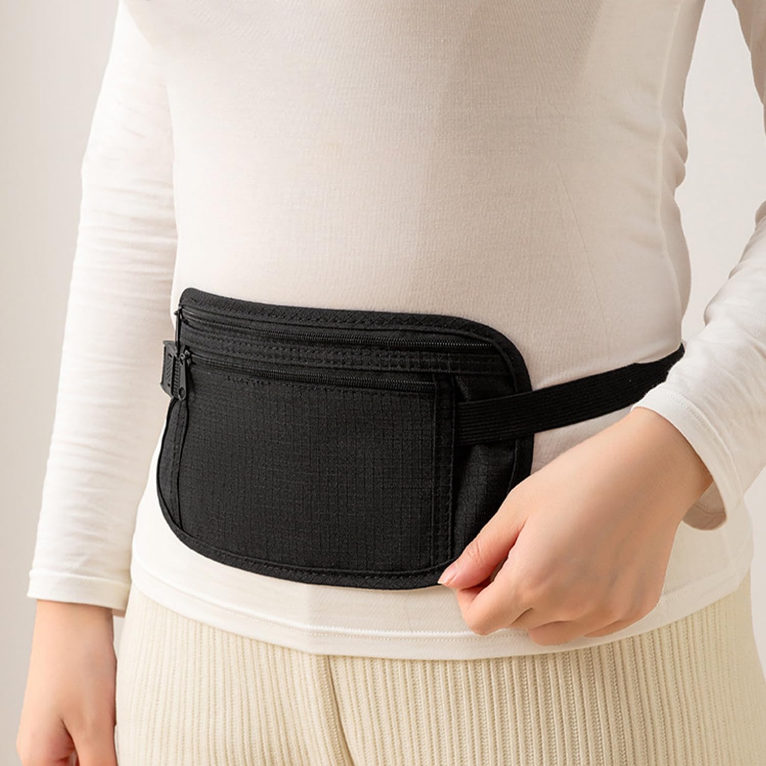 2 Tasche Antifurto, 1 Porta Passaporto Anti-Smarrimento In Argento, 1 Porta Carte Anti-Smagnetizzazione, Tasche Per Cellulare Regolabili, Custodia Protettiva Per Carte Di Credito Antifurto.