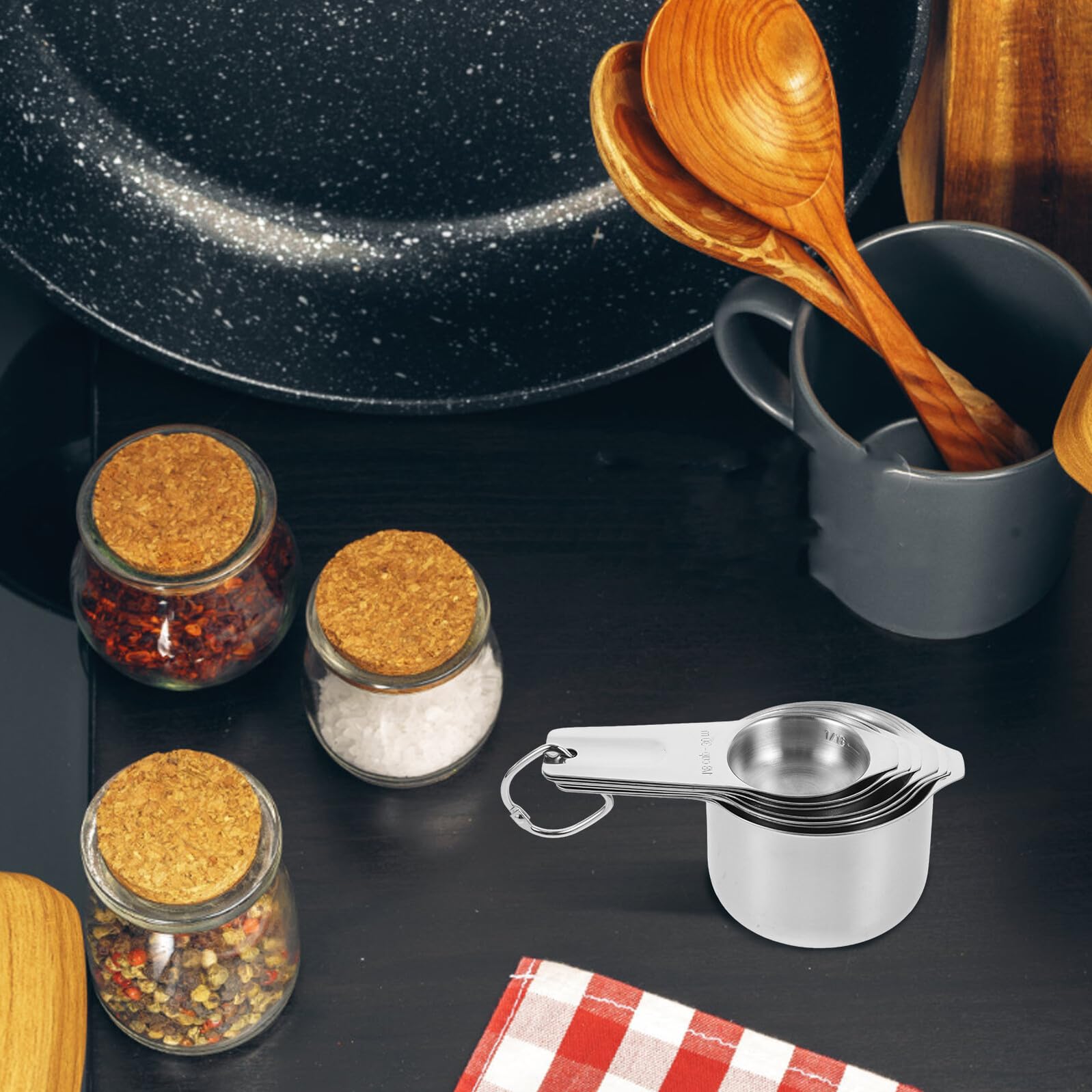 jojofuny Lot de Tasses à Mesurer 7 Capacités de 30ml à 240ml Empilables en Acier Inoxydable Design Élégant et Gain de Place Cuisine et Pâtisserie