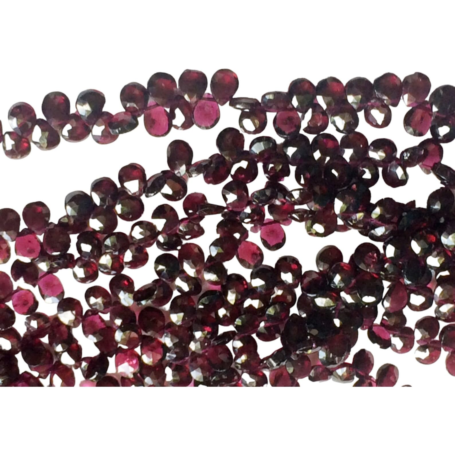 Perles de poire grenat naturel facettées pour remplacer les fausses pierres synthétiques