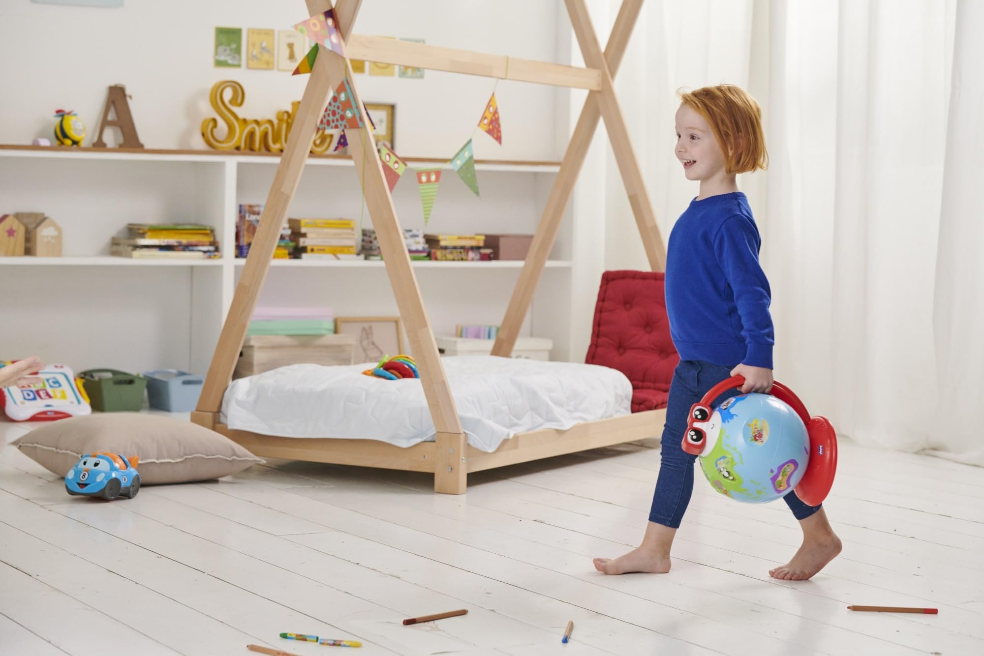 Chicco Palloncino Terracheo, Giocattolo Educativo Parlante, Per Imparare Geografia, Musica e Curiosità del Mondo, Flora e Fauna, +300 Frasi e Concorsi Canzoni, Metodo Montessori