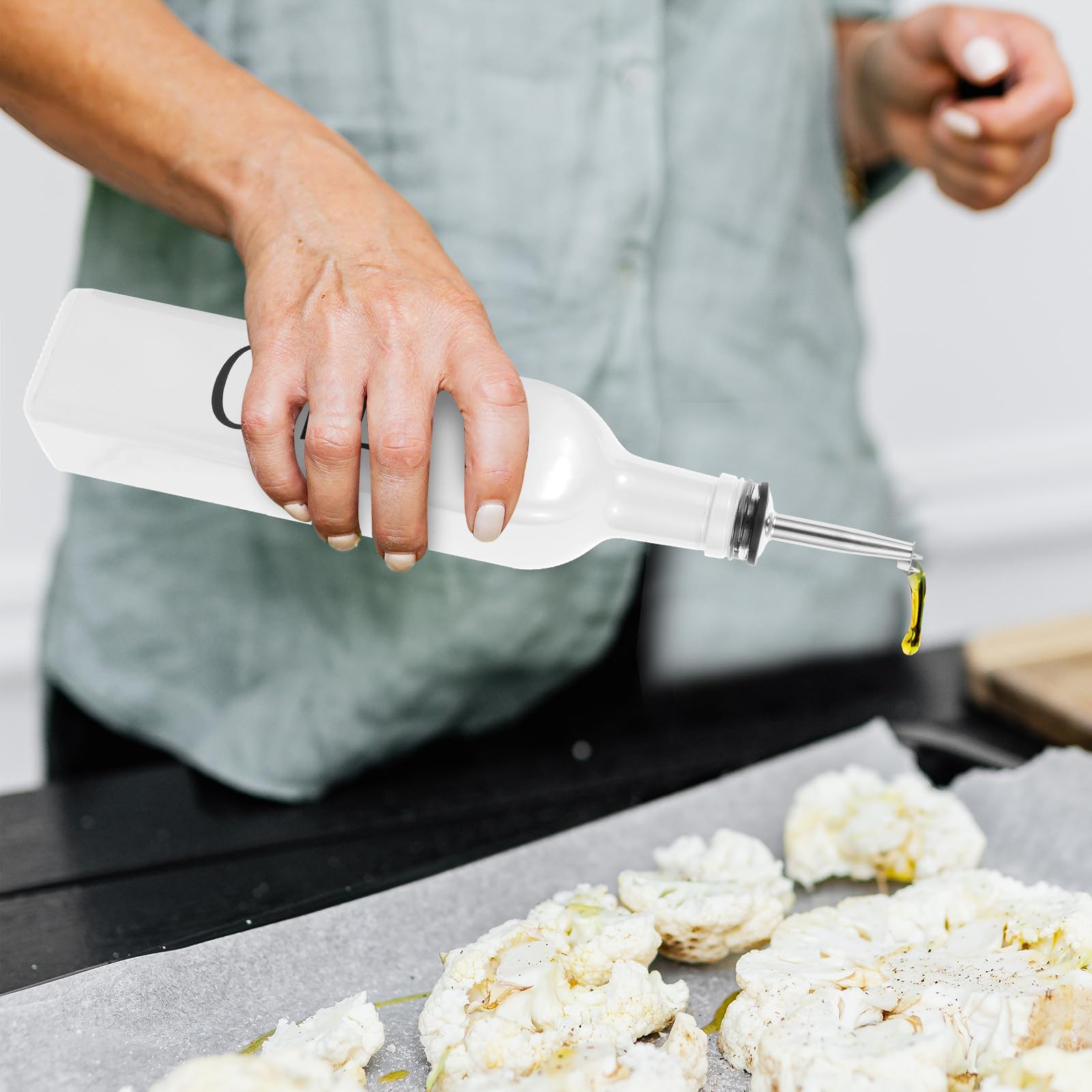 Glas Ölspender und Essigspender 2 Stück Multifunktionale Küchenölflasche mit Ausgießer Dekorativer Gewürzspender für Sauberes Kochen