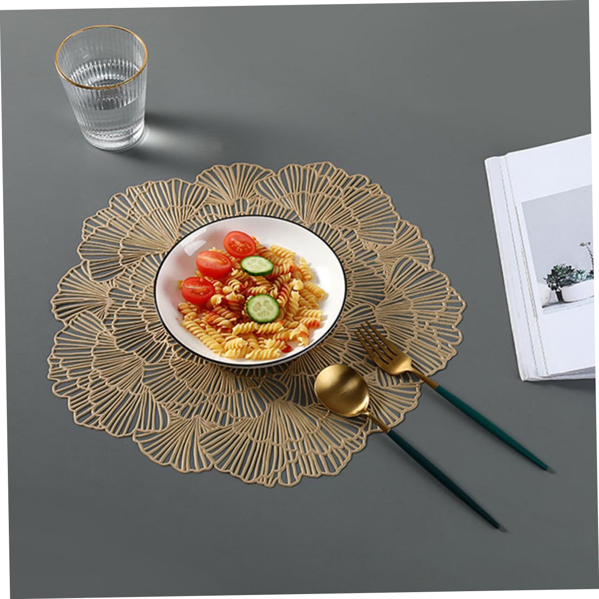 Mantel Individual Hoja de Ginkgo Dorado PVC 12 Piezas | Diseño Calado Elegante, Protector de Escritorio Multiuso, Formato Decorativo para Mesa