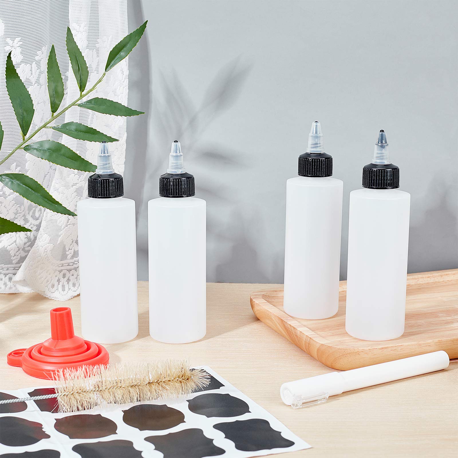 BENECREAT 12 Packung 150ml Plastik Quetschflaschen mit schwarzer Twist Cap Klebeflasche mit Trichter, Reinigungsbürste, Aufkleberetikett und Markierungsstift für Kunsthandwerk, Kunst, Kleber