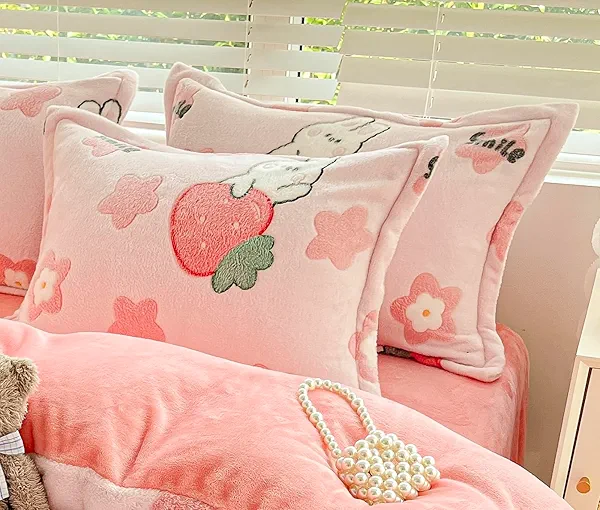 LMONMOO Pink Strawberry Kids Pillowcases, 2 Packs Fluffy Pillow Covers with Zipper Super Soft Kawaii Pillow Cases for Girls Boys Teens(trawberry,Standard Size)
